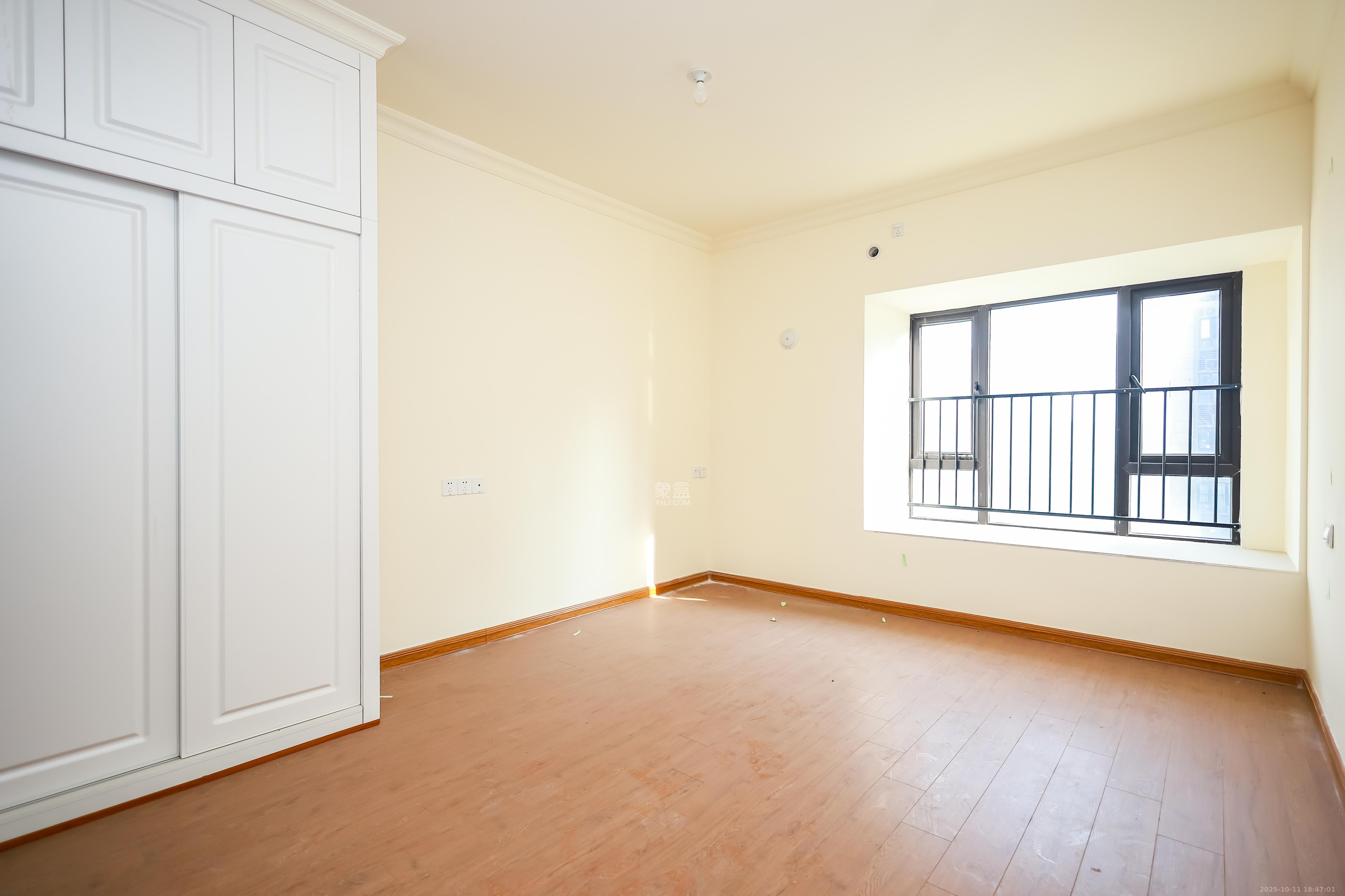 碧桂园荟隽棠 4室2厅2卫 141.0万 碧桂园荟隽棠 4室2厅2卫 141.0万卧室