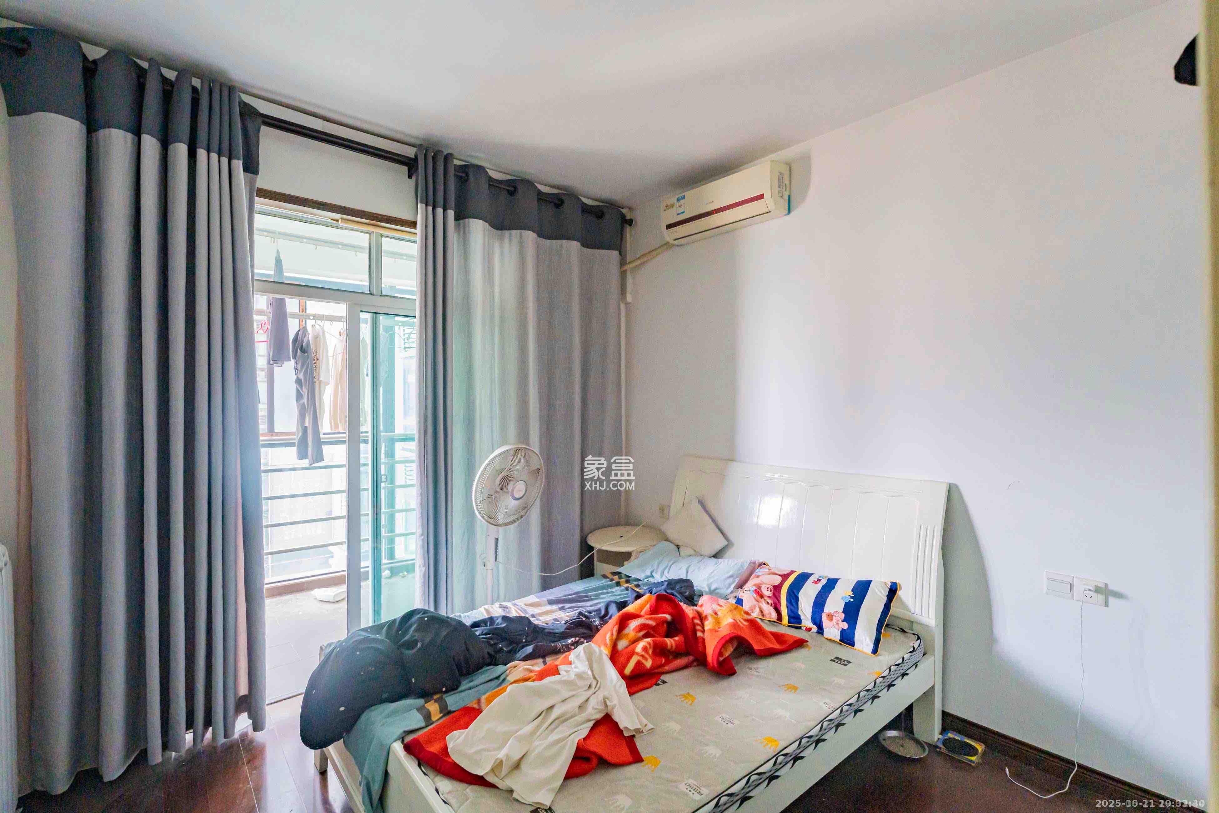 华盛新外滩 4室2厅2卫 5200.0元/月 华盛新外滩 4室2厅2卫 5200.0元/月室内图