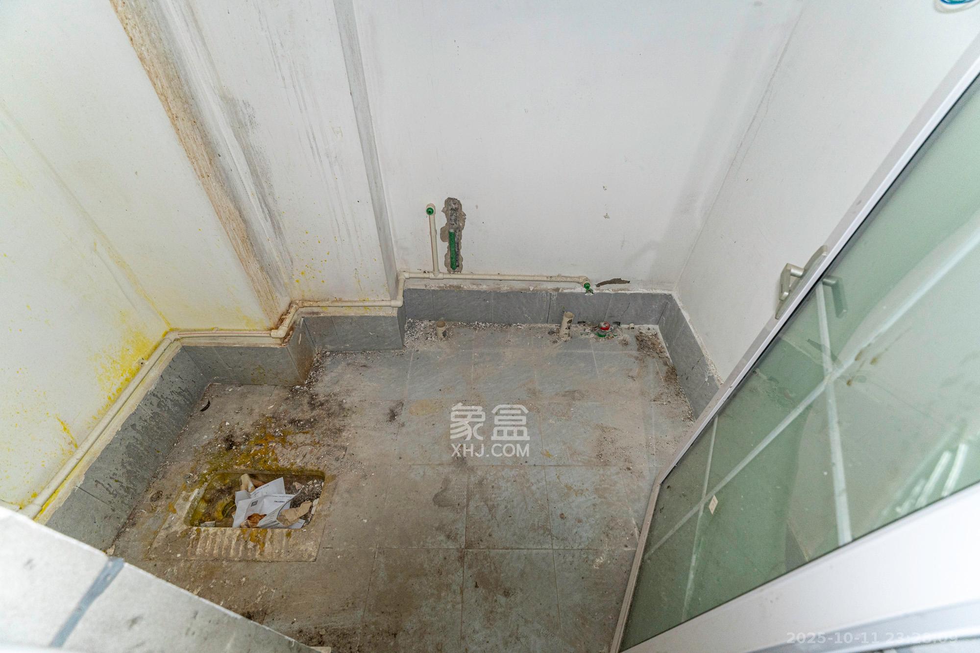 海伦春天  1室0厅0卫    26.0万卫生间