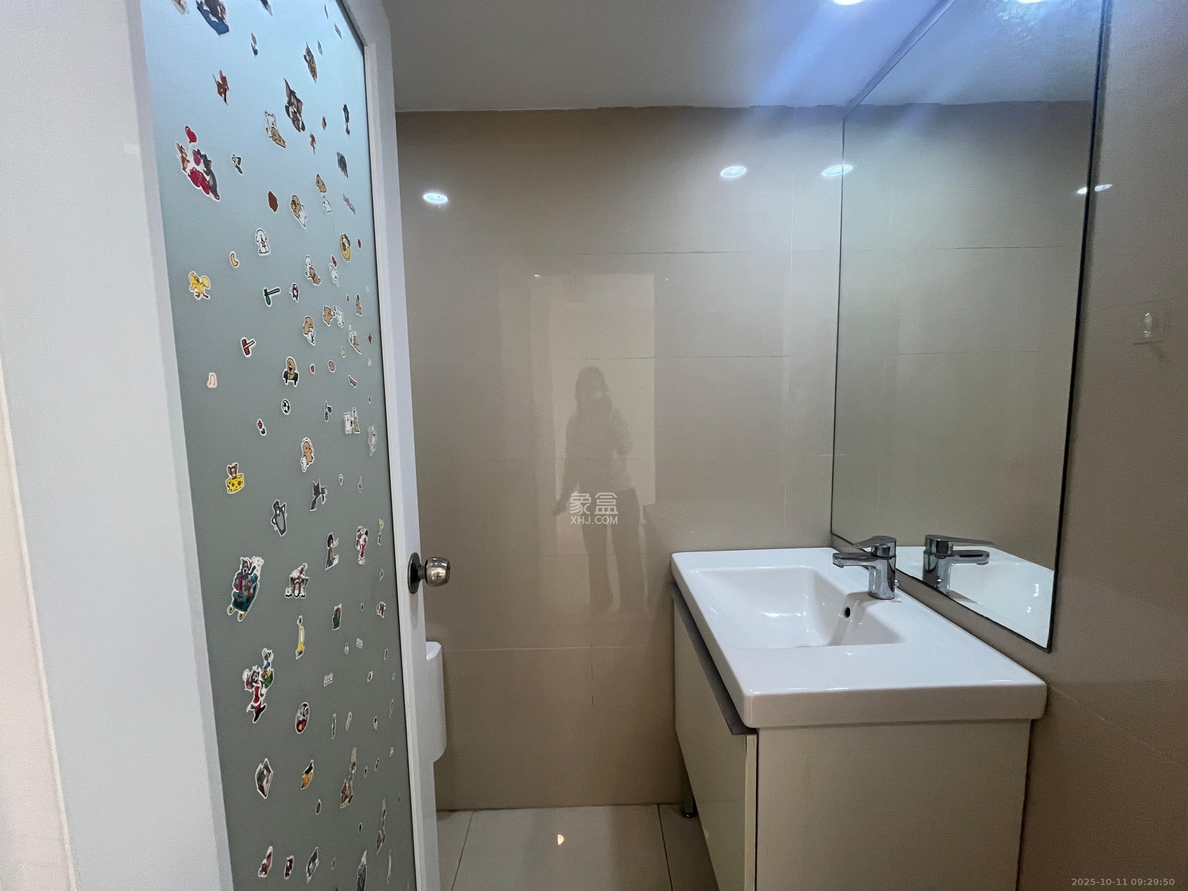 保利国际广场  1室1厅1卫    2000.0元/月室内图