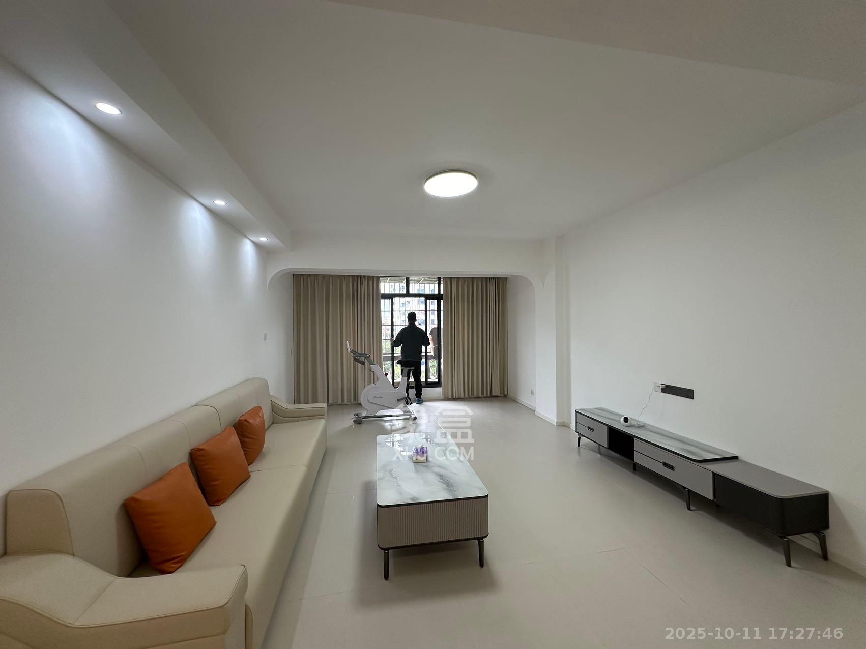 火星一片 3室2厅2卫 3000.0元/月 火星一片 3室2厅2卫 3000.0元/月室内图