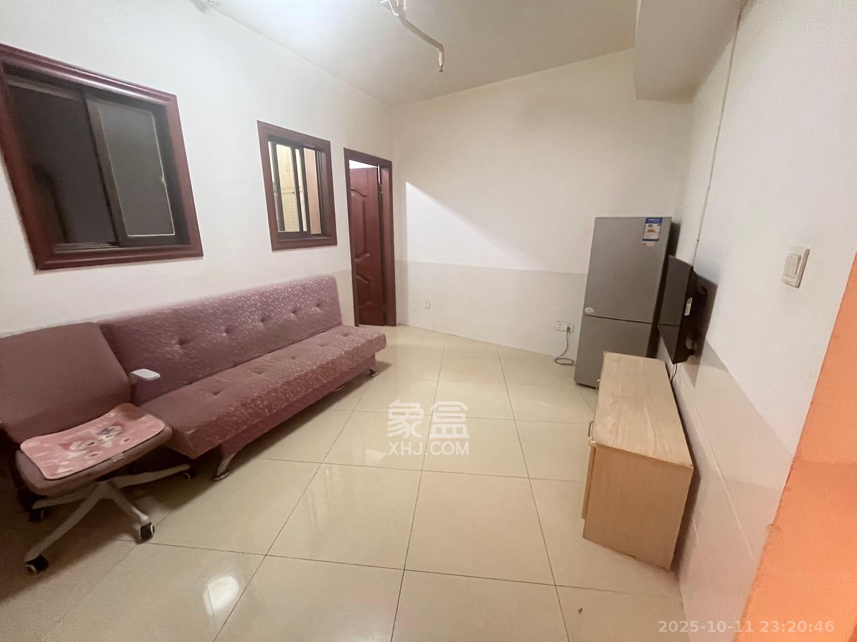 湖韵佳苑  1室1厅1卫    1600.0元/月