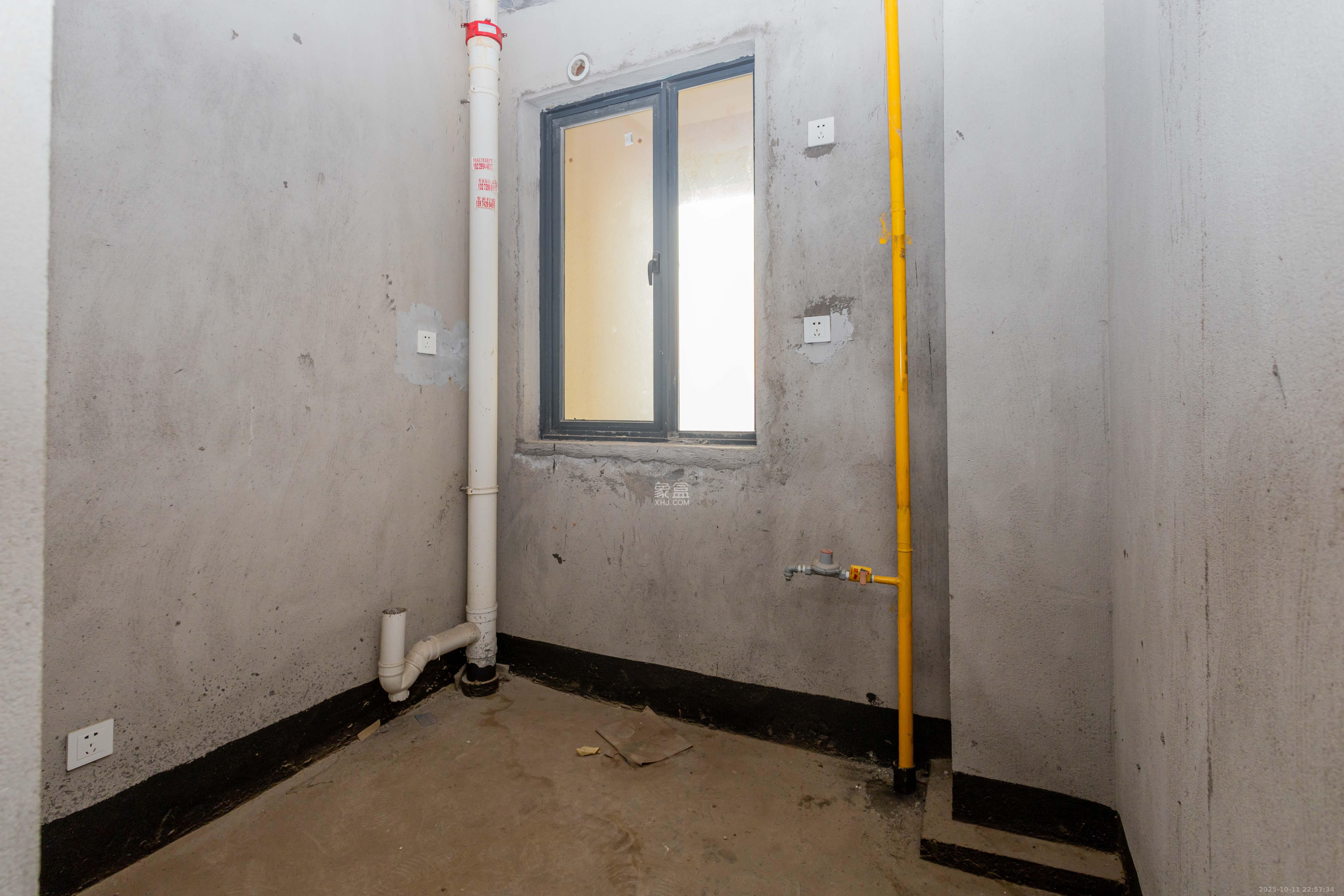 爵世名邸东湖(东湖壹号企业总部基地) 2室2厅1卫 56.8万 爵世名邸东湖(东湖壹号企业总部基地) 2室2厅1卫 56.8万厨房