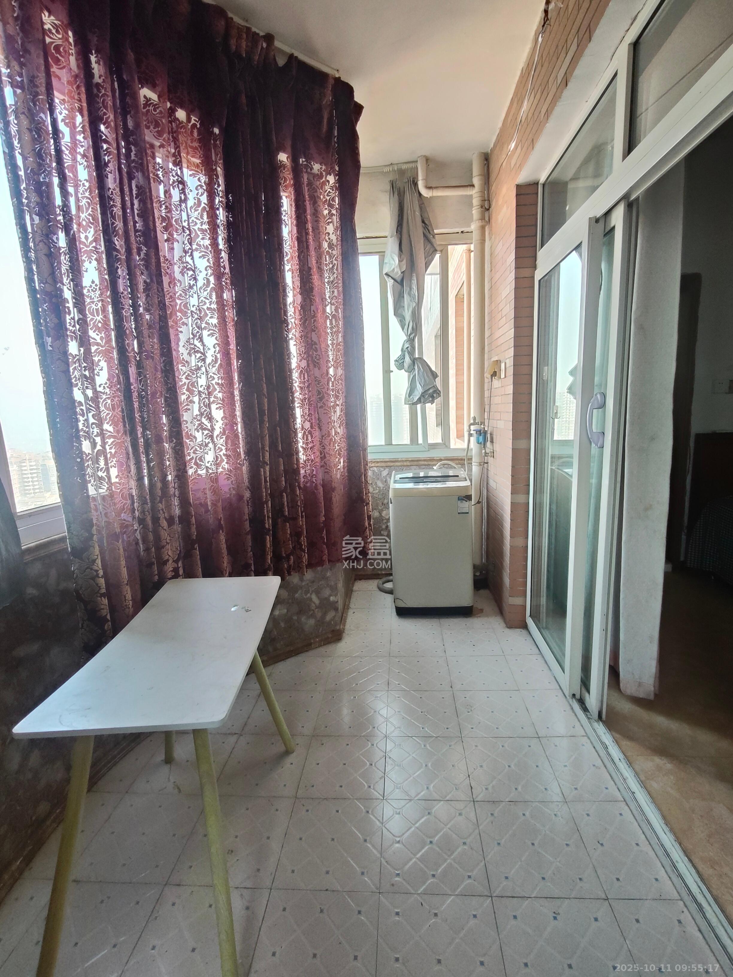 星城国际 1室1厅1卫 700.0元/月 星城国际 1室1厅1卫 700.0元/月室内图