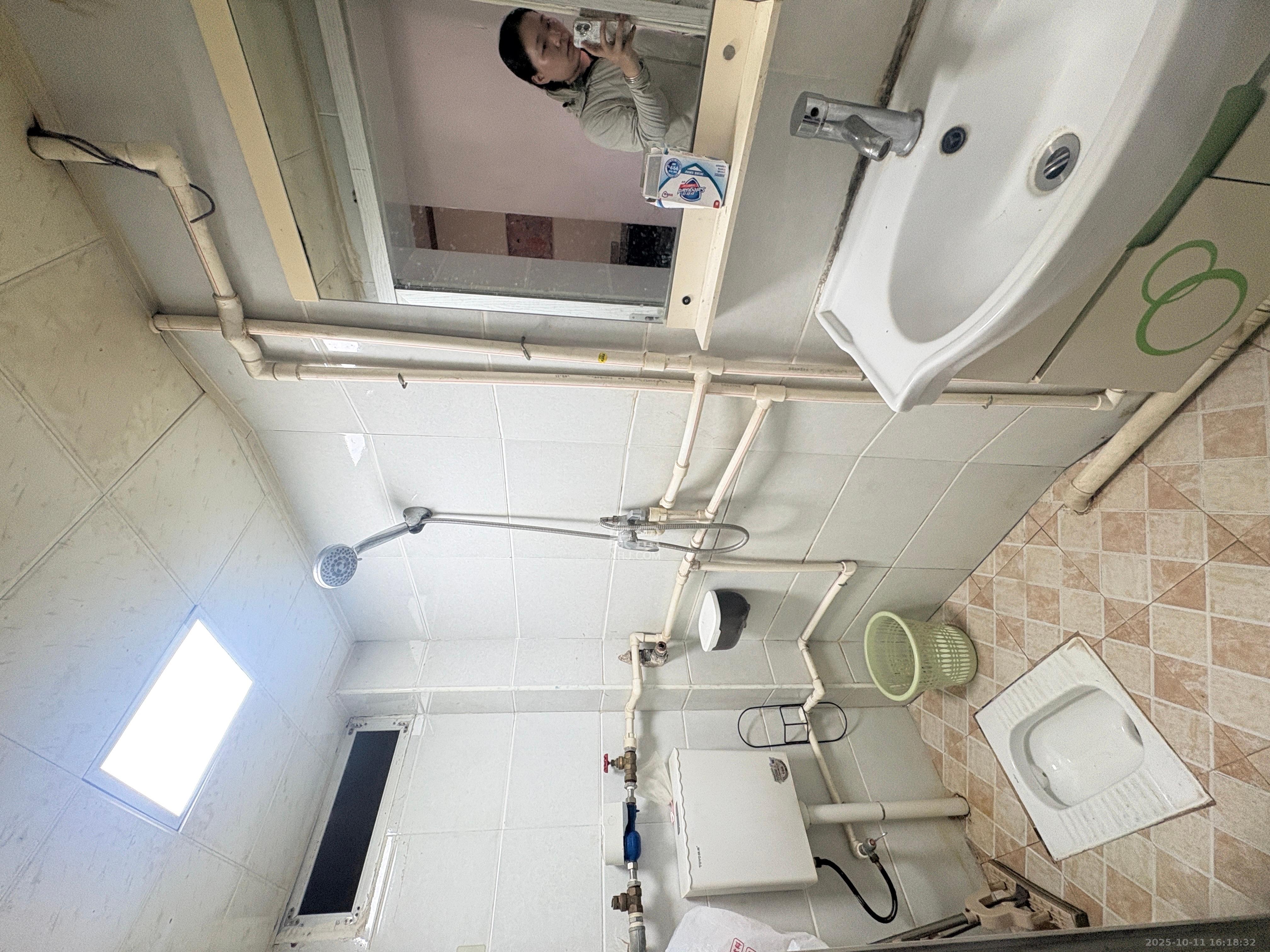 下工商银行宿舍 2室1厅1卫 1700.0元/月 下工商银行宿舍 2室1厅1卫 1700.0元/月室内图