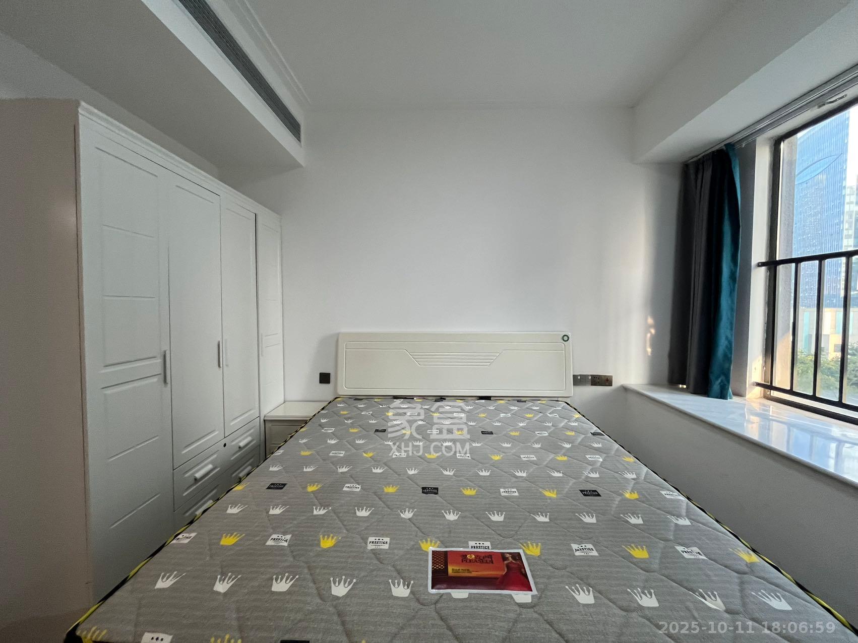 绿地V岛  3室2厅2卫    3500.0元/月 绿地V岛  3室2厅2卫    3500.0元/月室内图