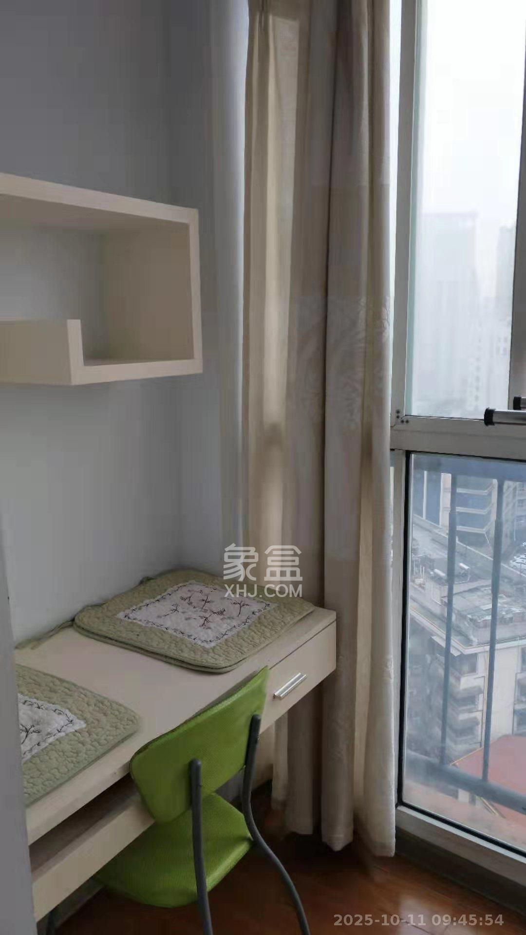 白沙晶城  1室1厅1卫    2000.0元/月室内图