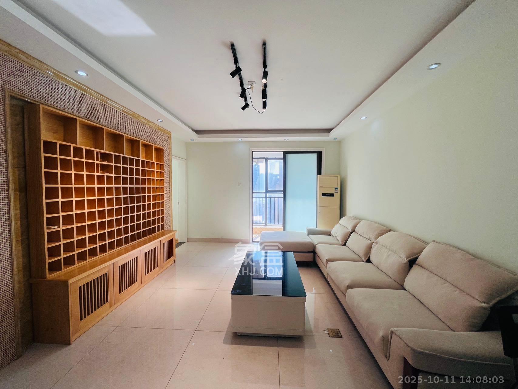 雨花公馆(紫苔名苑) 3室2厅2卫 2800.0元/月 雨花公馆(紫苔名苑) 3室2厅2卫 2800.0元/月室内图