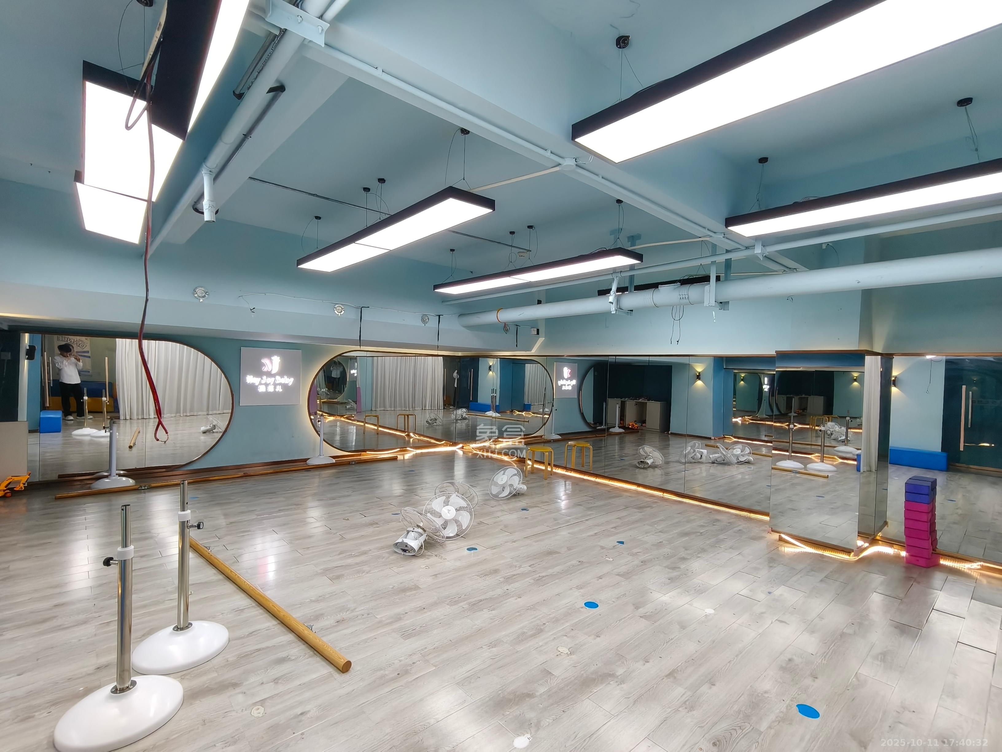 郡原广场   400.0㎡      15000.0元/月室内图