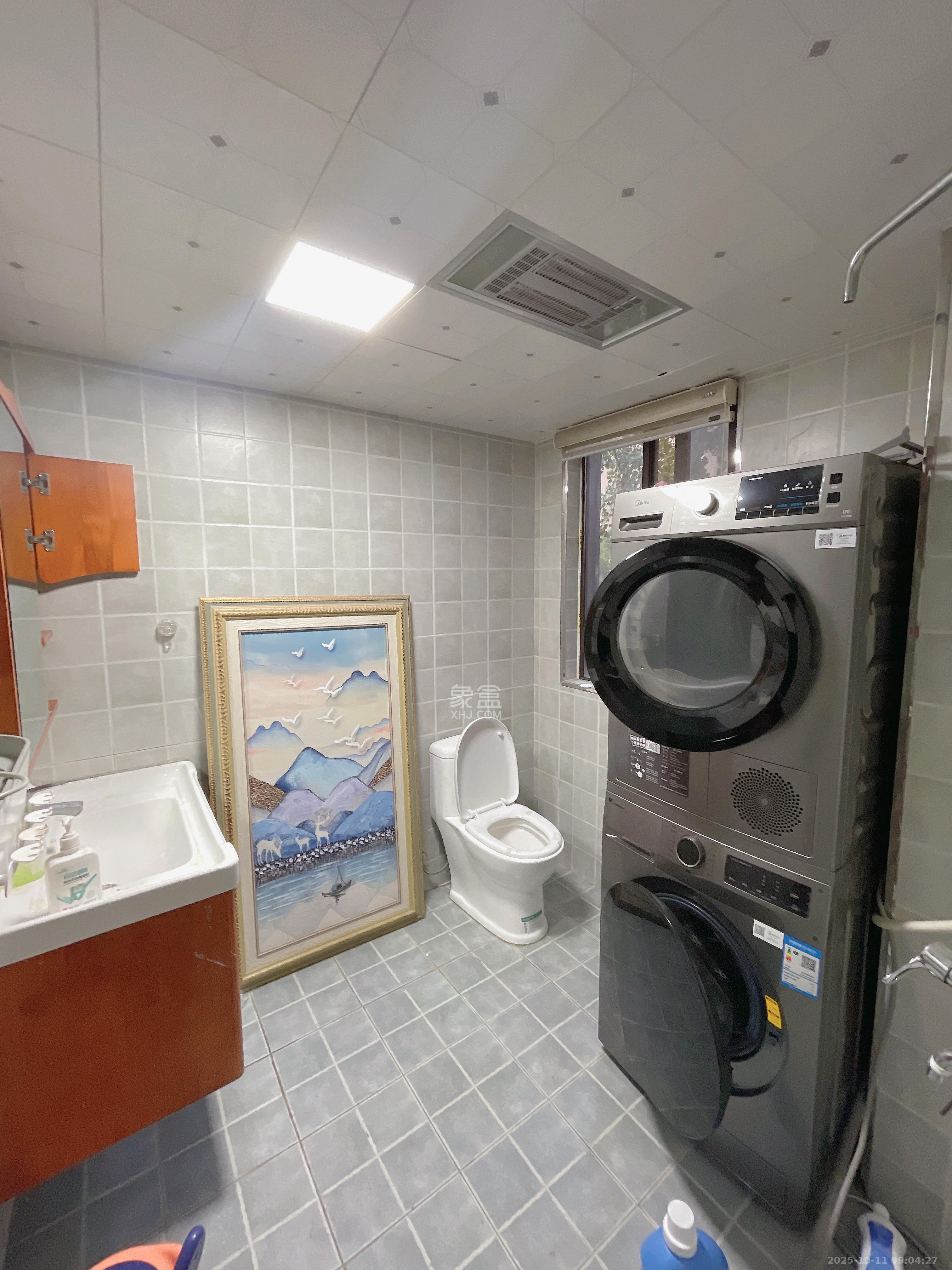梅溪鑫苑名家  3室2厅2卫    3000.0元/月室内图