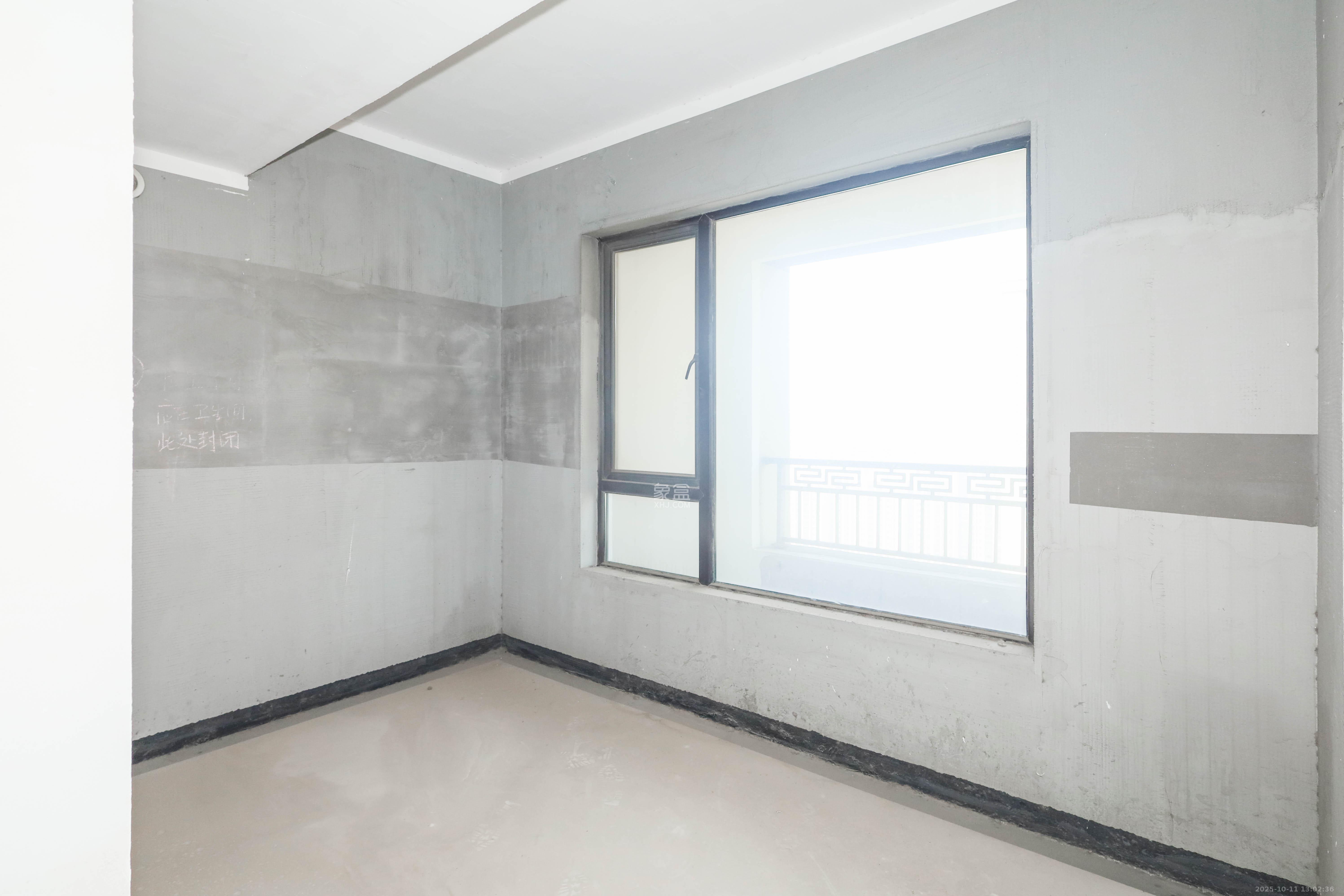 建发央著  4室2厅2卫    205.0万卧室