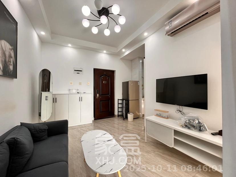 荣悦台 1室1厅1卫 2600.0元/月 荣悦台 1室1厅1卫 2600.0元/月室内图