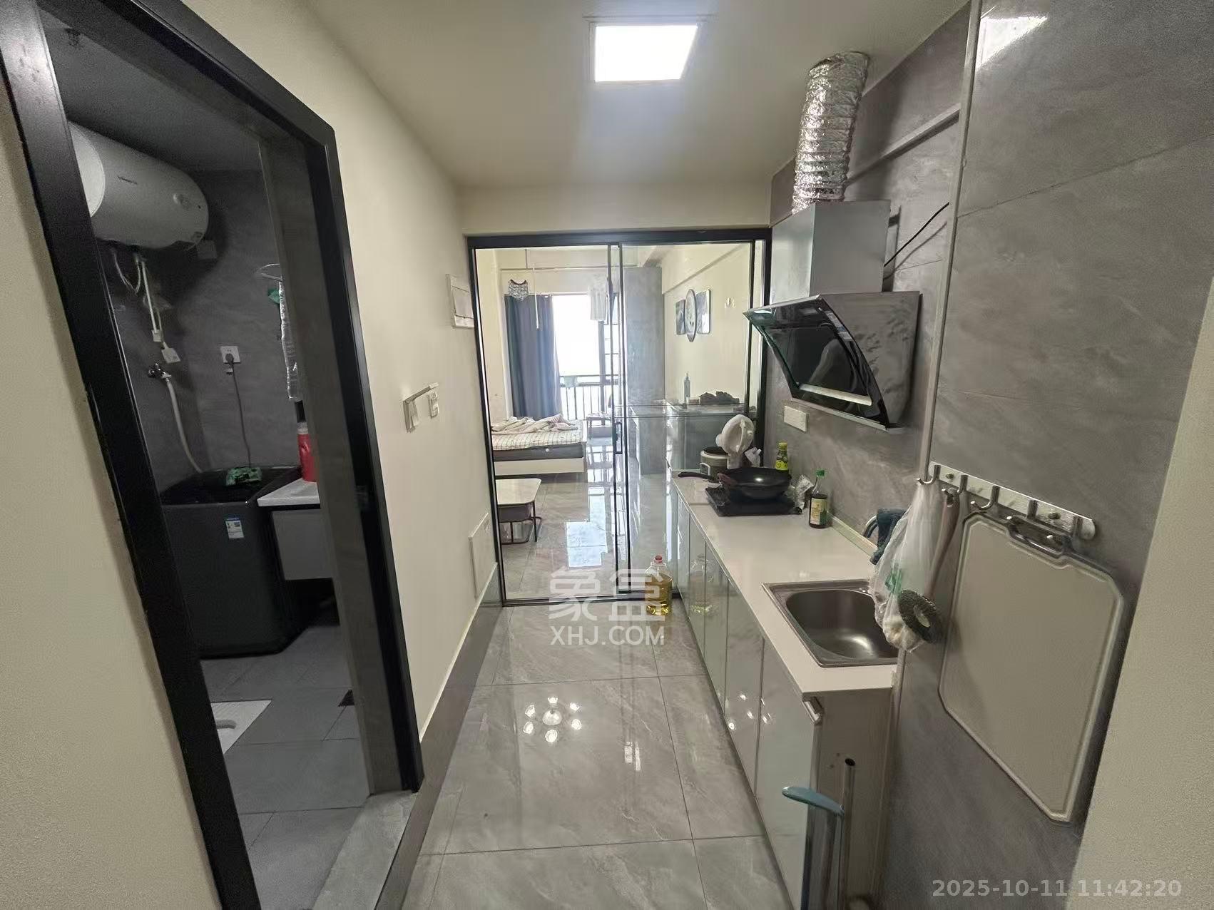 鄱阳汇金中心  1室0厅0卫    1450.0元/月室内图