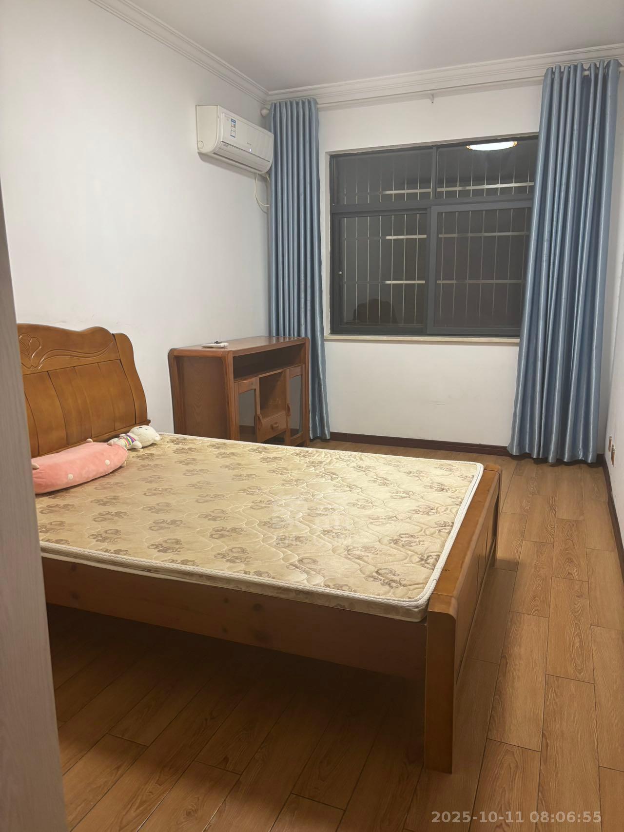 湘湾A区  3室2厅2卫    1300.0元/月室内图