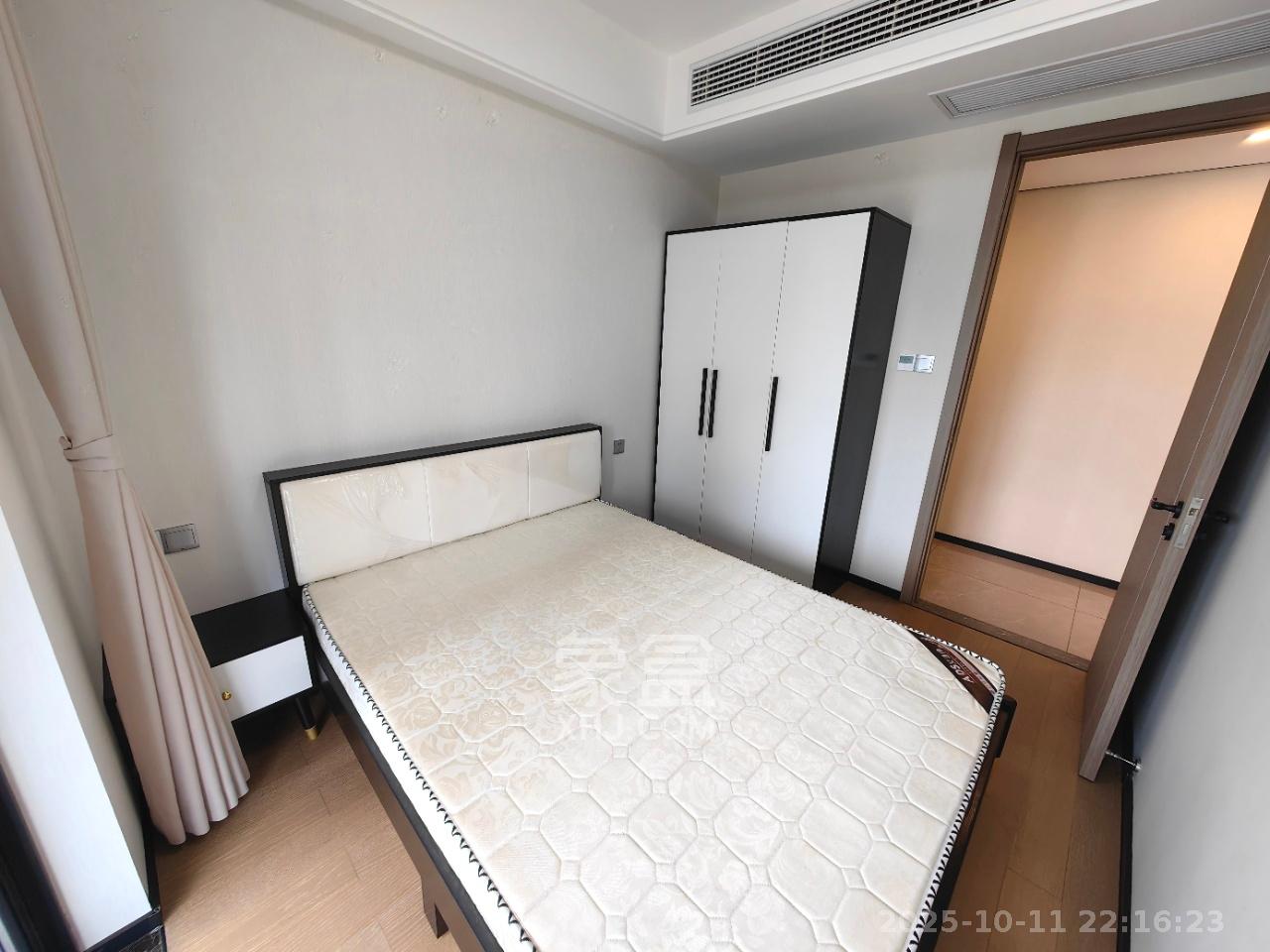 中海麓山境北区  4室2厅2卫    3000.0元/月室内图