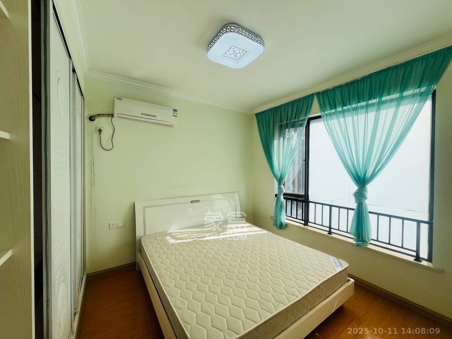 雨花公馆(紫苔名苑) 3室2厅2卫 2800.0元/月 雨花公馆(紫苔名苑) 3室2厅2卫 2800.0元/月室内图