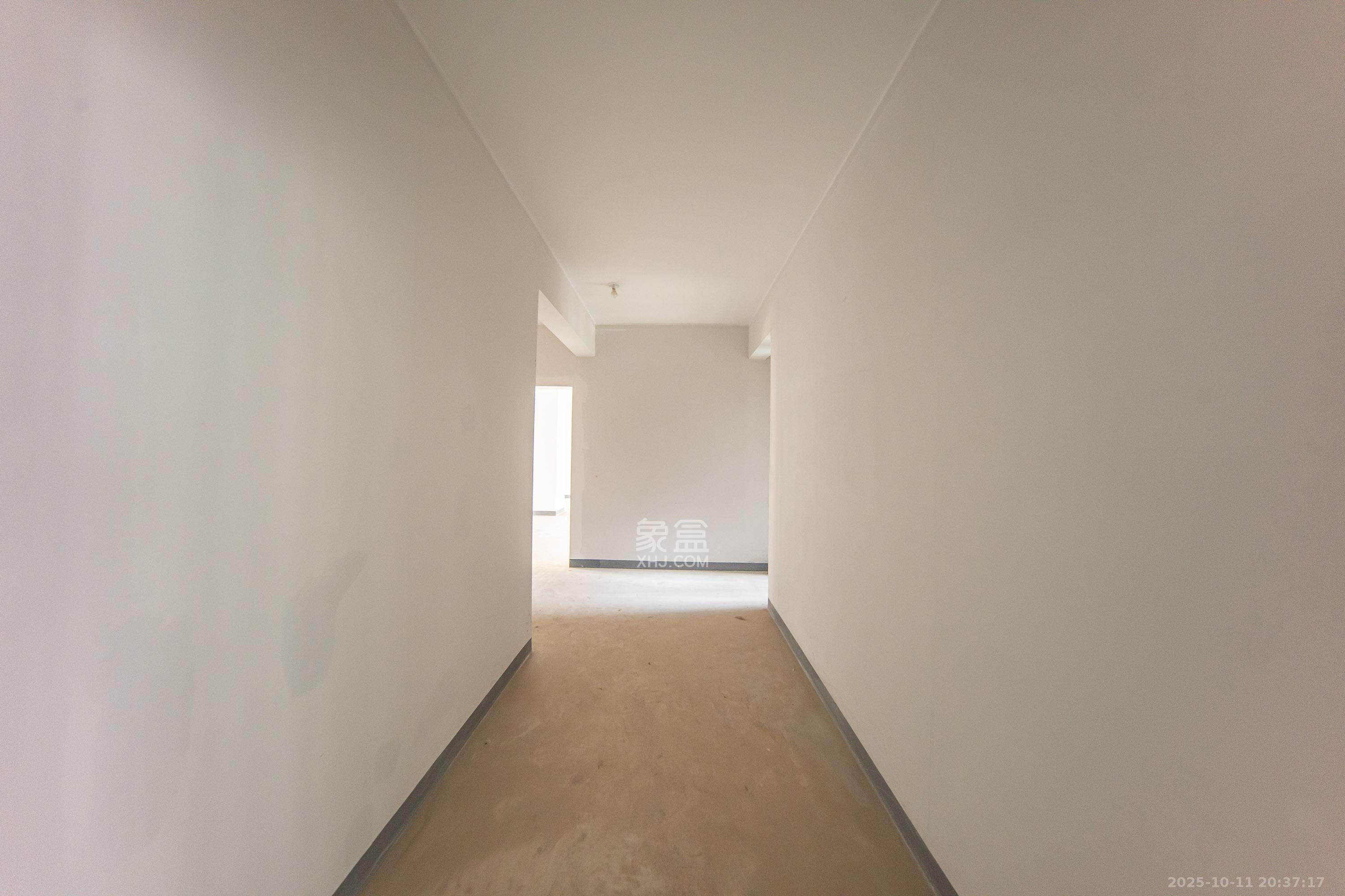 建投象山国际  6室2厅4卫    300.0万 建投象山国际  6室2厅4卫    300.0万其他