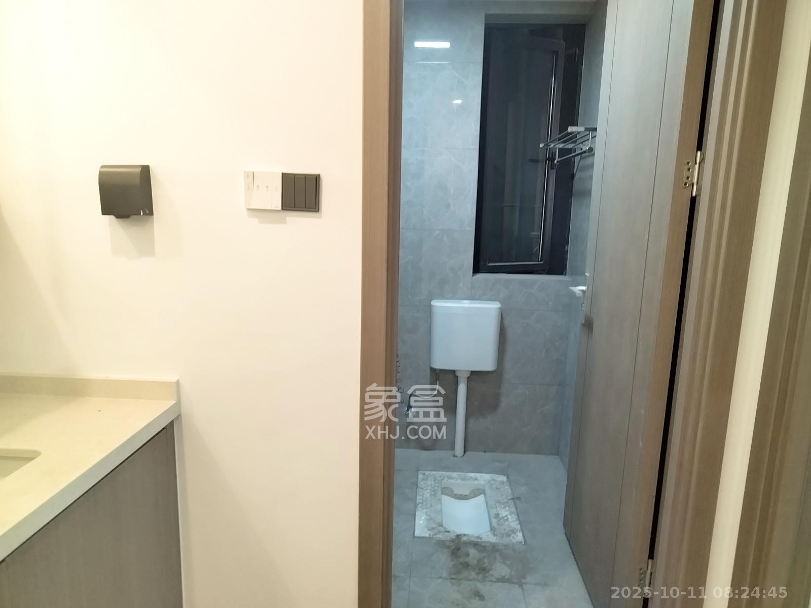 长房星城天地 3室2厅2卫 4500.0元/月 长房星城天地 3室2厅2卫 4500.0元/月室内图