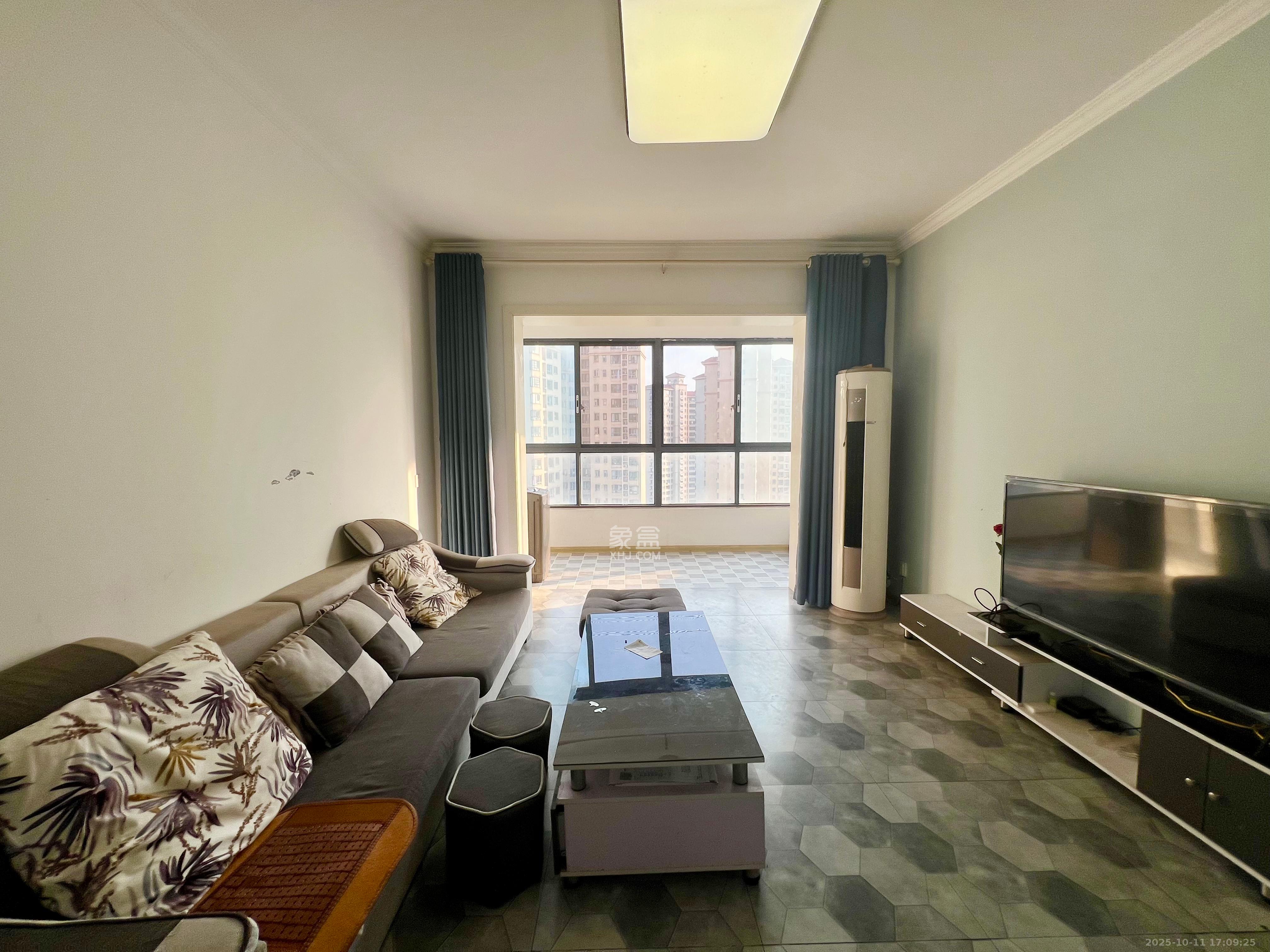 钱隆世家 3室2厅2卫 2000.0元/月 钱隆世家 3室2厅2卫 2000.0元/月室内图