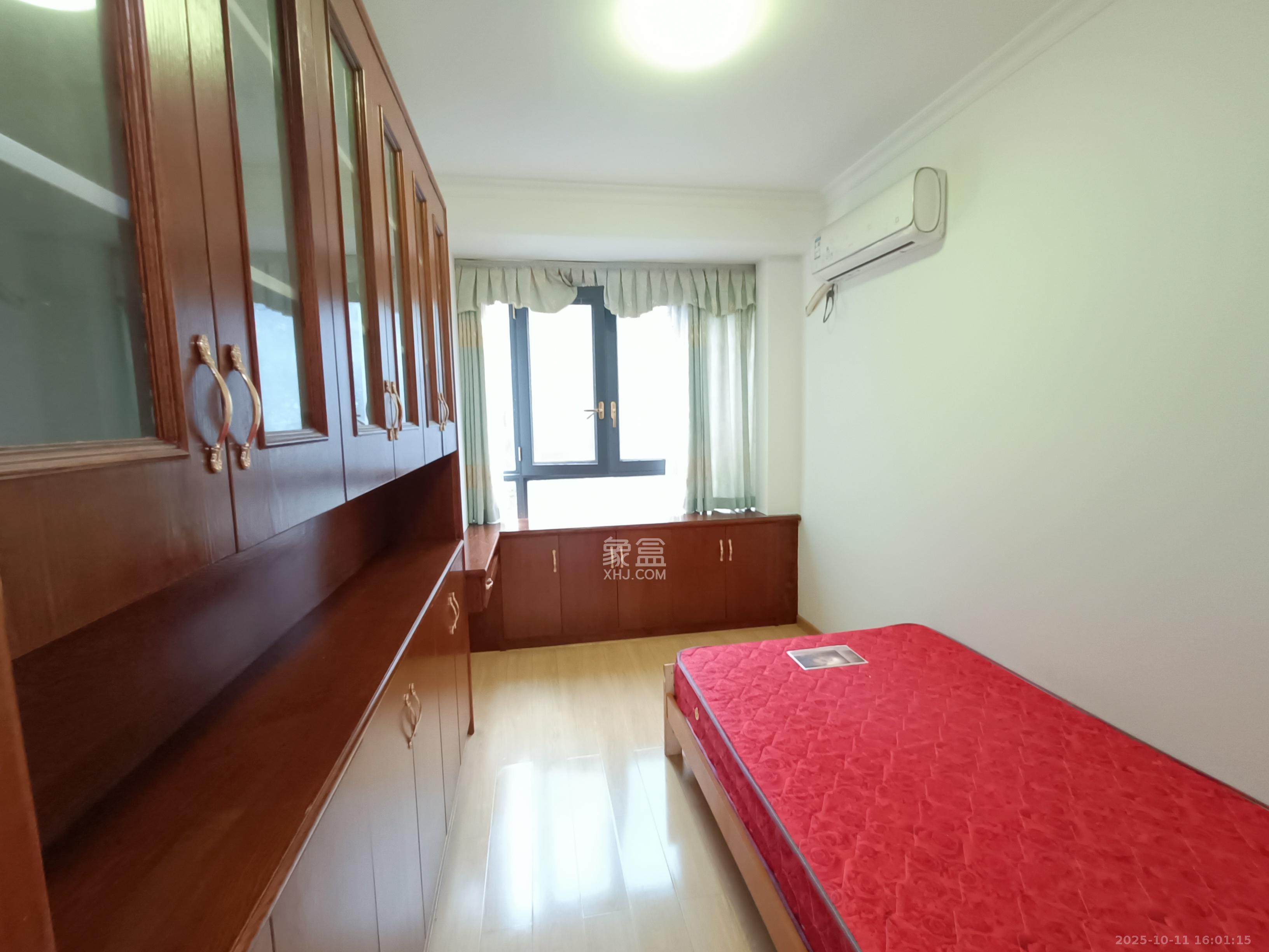 五矿万境水岸  3室2厅1卫    2000.0元/月室内图