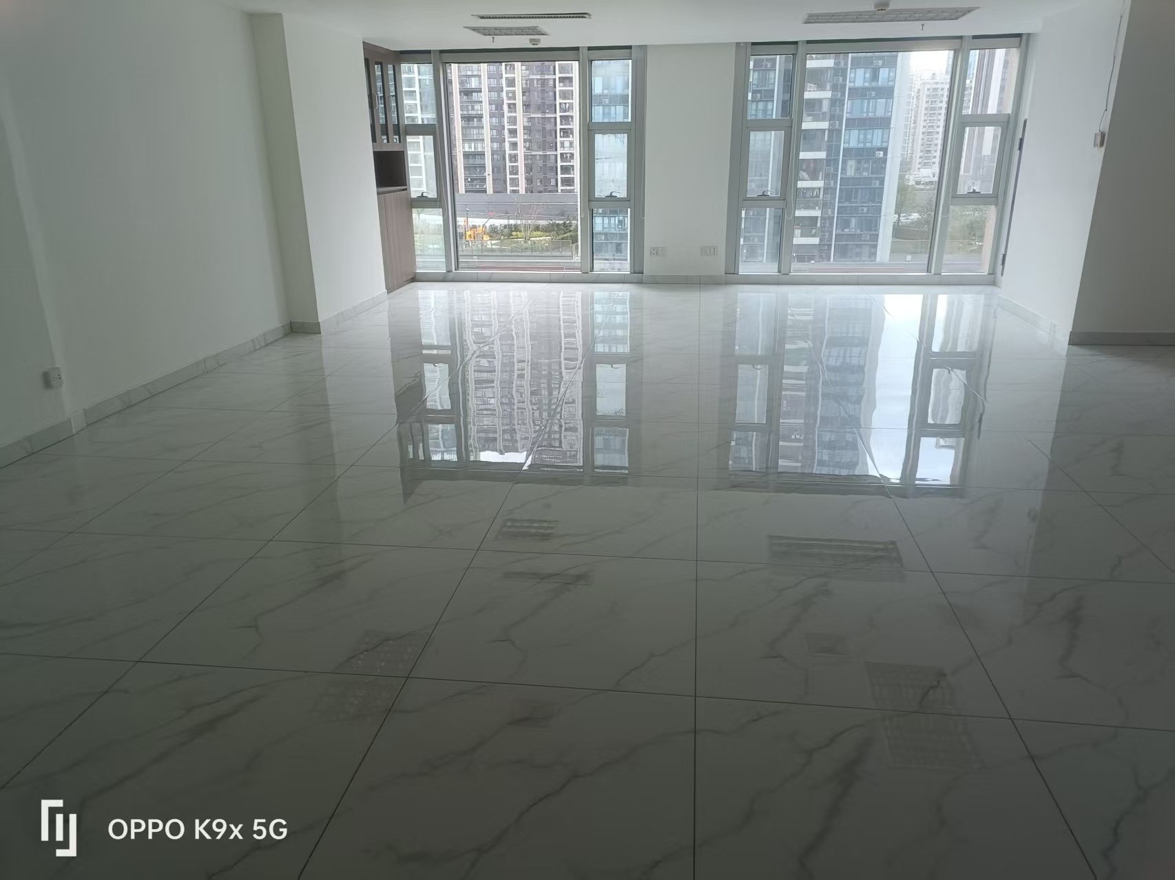 天邑国际大厦   318.22㎡      12000.0元/月室内图