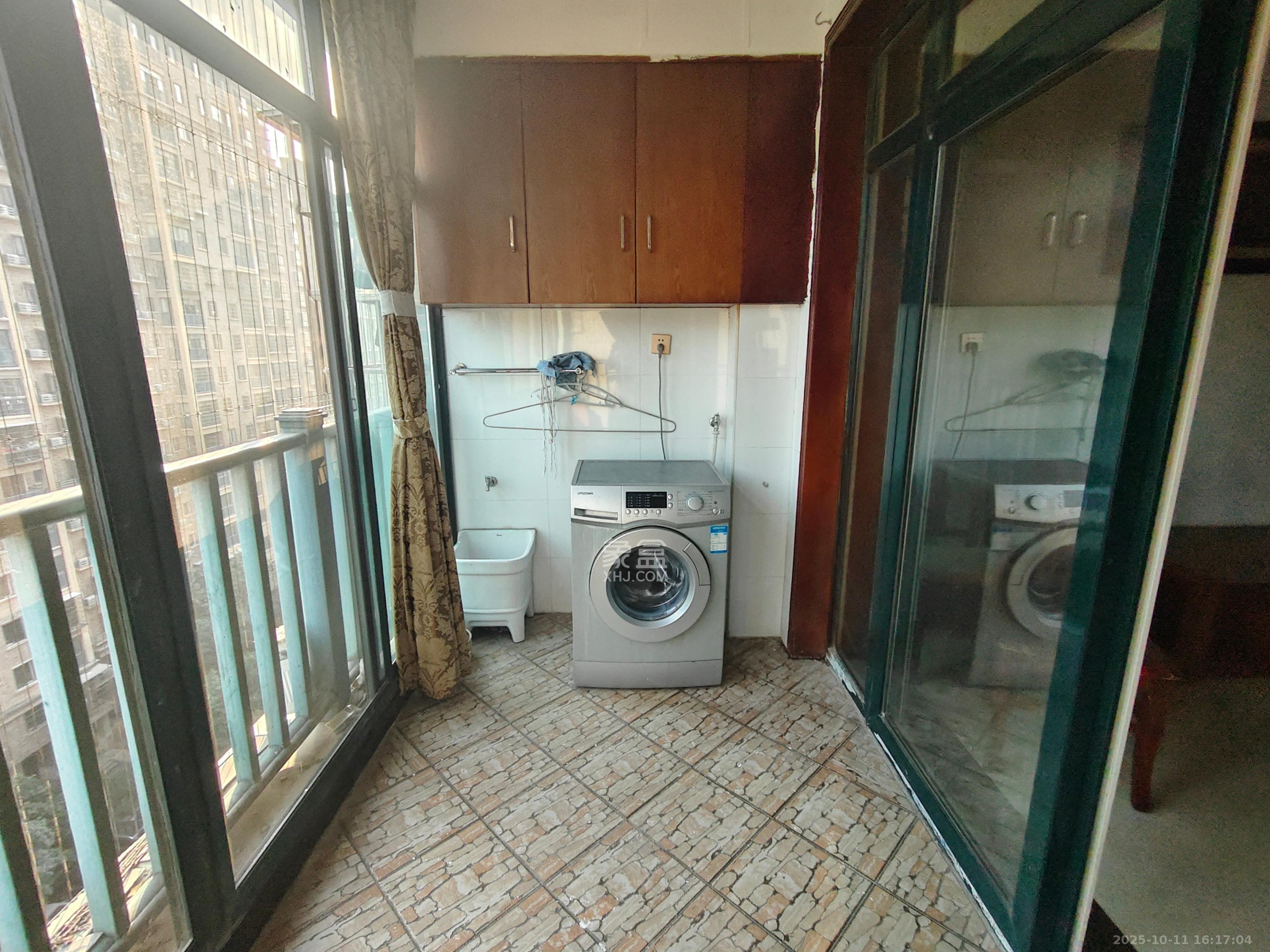 博雅湘水湾  2室2厅1卫    1700.0元/月 博雅湘水湾  2室2厅1卫    1700.0元/月室内图