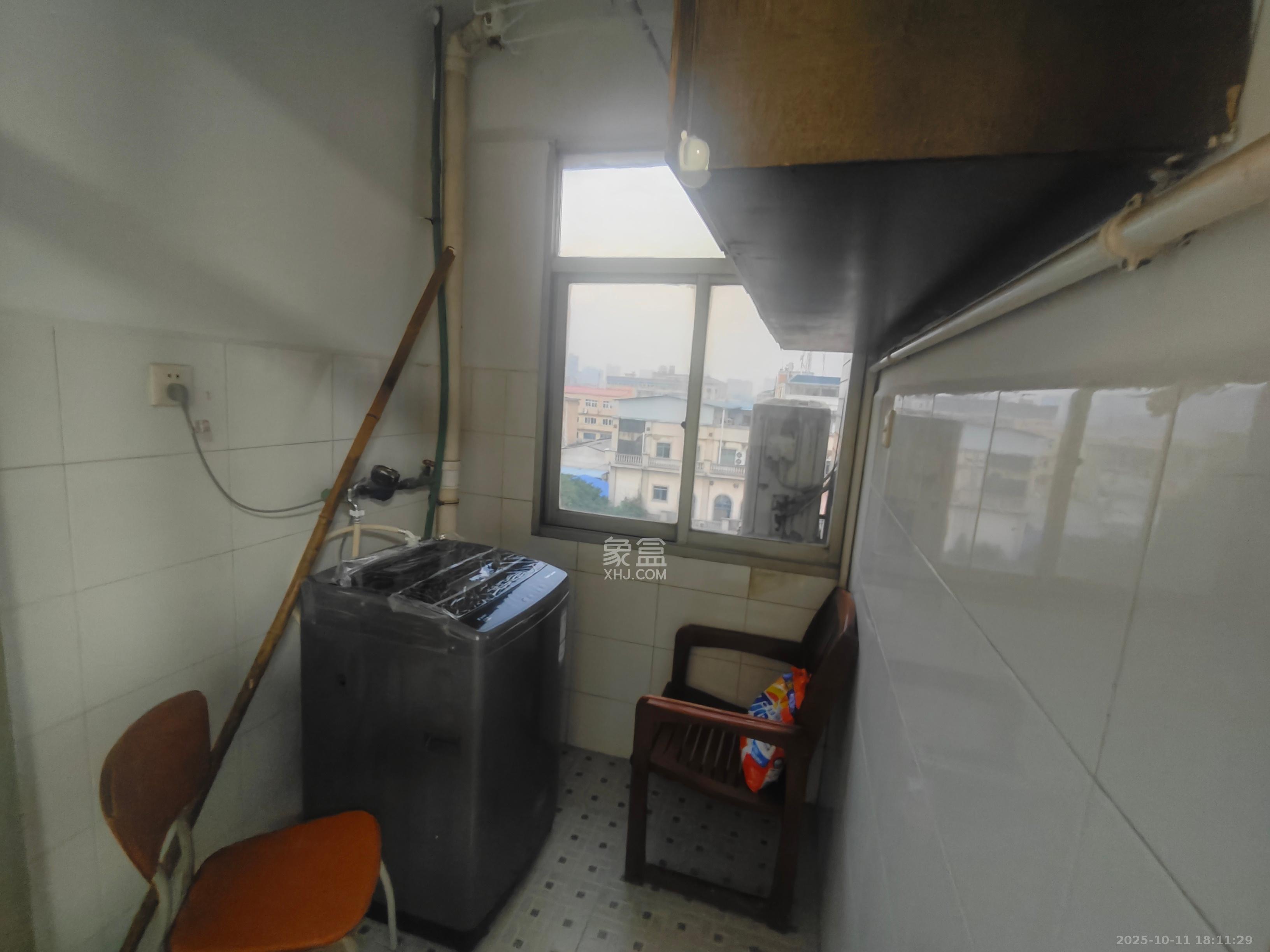 星城名典  6室2厅3卫    4000.0元/月室内图