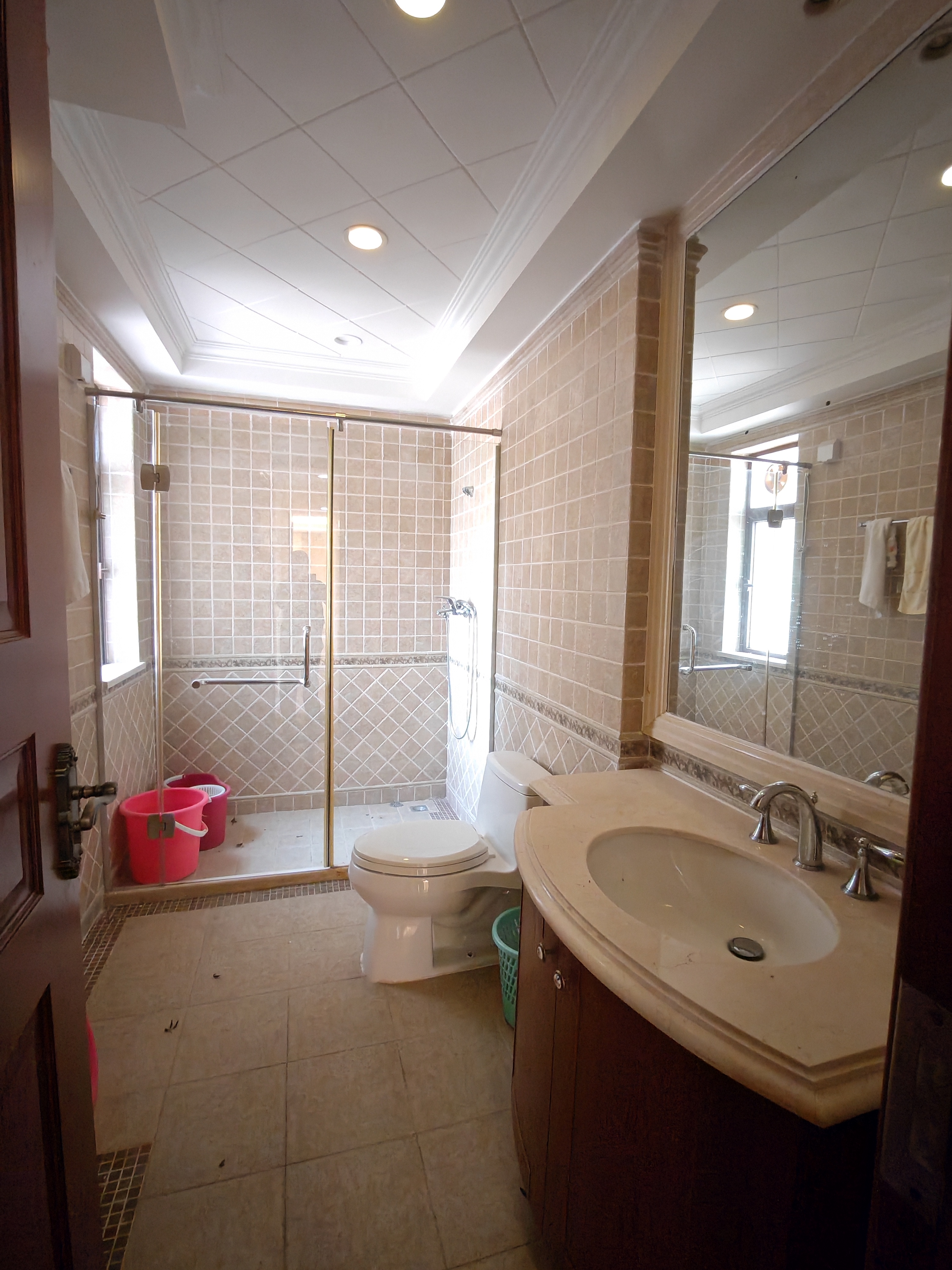 富力盈溪谷  4室2厅2卫    3200.0元/月室内图