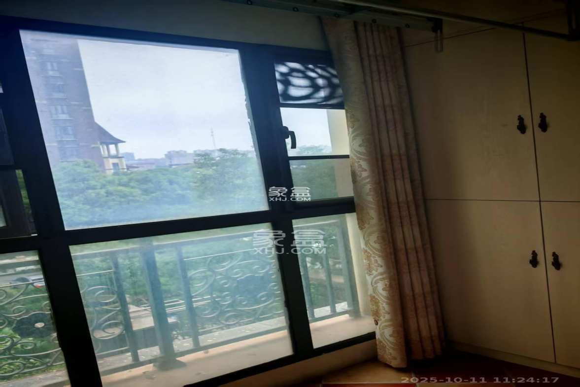 东方名苑臻锦园 2室2厅1卫 2100.0元/月 东方名苑臻锦园 2室2厅1卫 2100.0元/月室内图