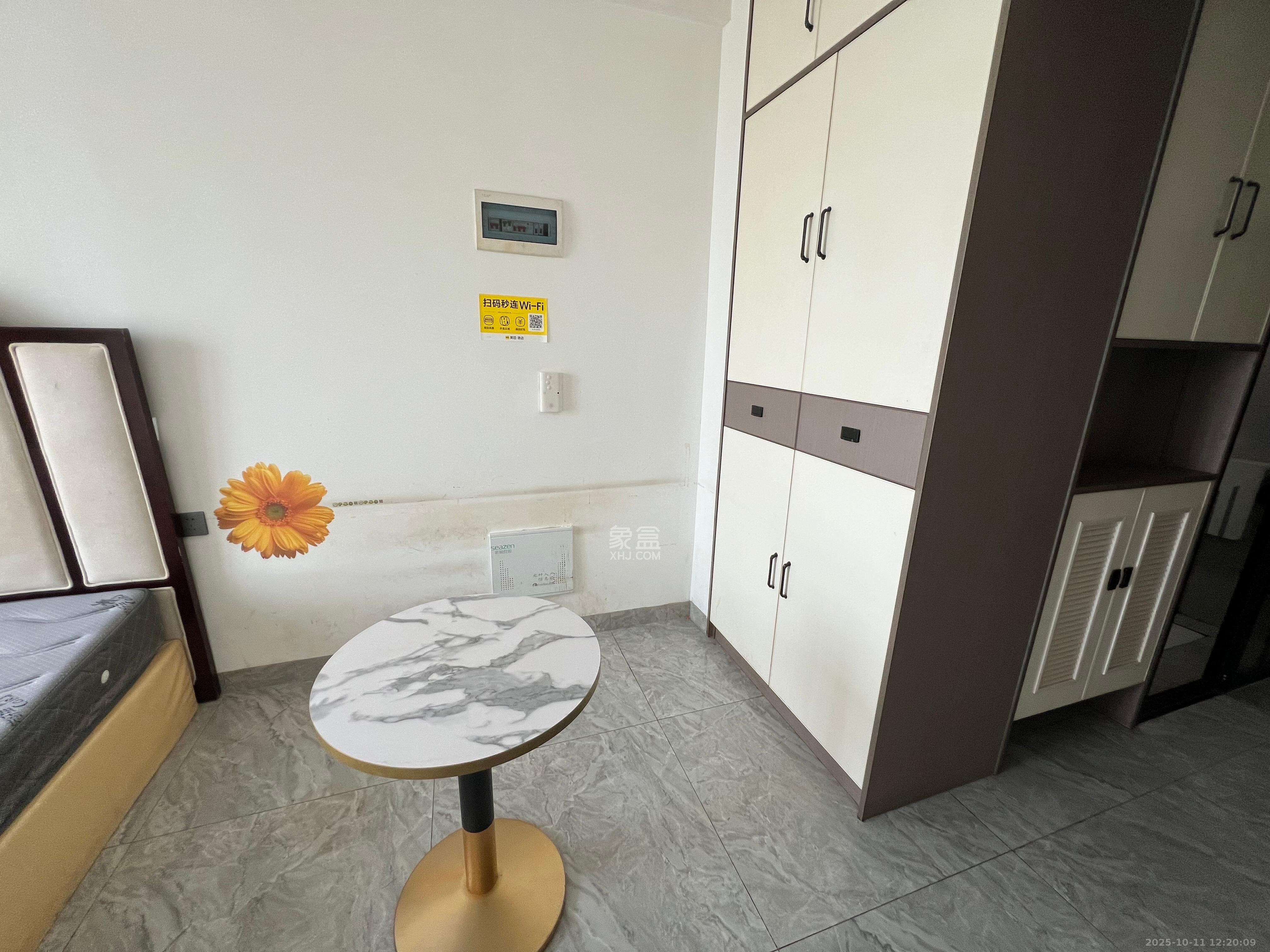 长沙高铁吾悦广场 1室1厅1卫 1500.0元/月 长沙高铁吾悦广场 1室1厅1卫 1500.0元/月室内图