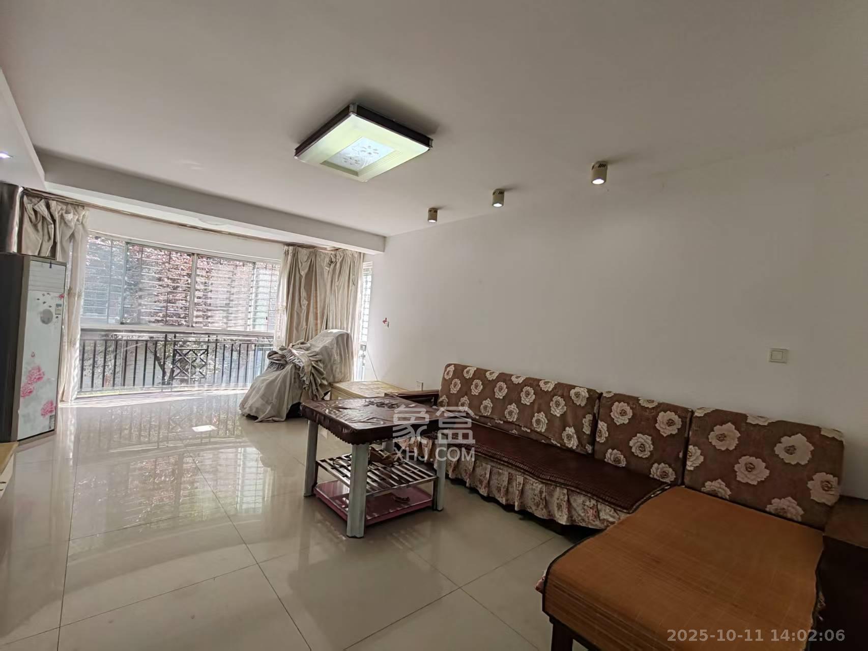 新景家园 2室2厅1卫 1400.0元/月 新景家园 2室2厅1卫 1400.0元/月室内图