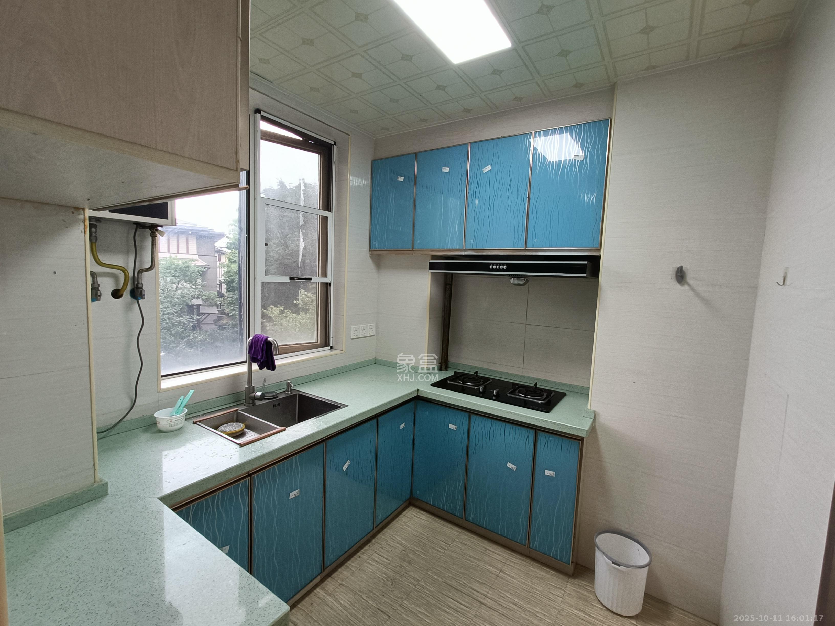 五矿万境水岸  3室2厅1卫    2000.0元/月室内图