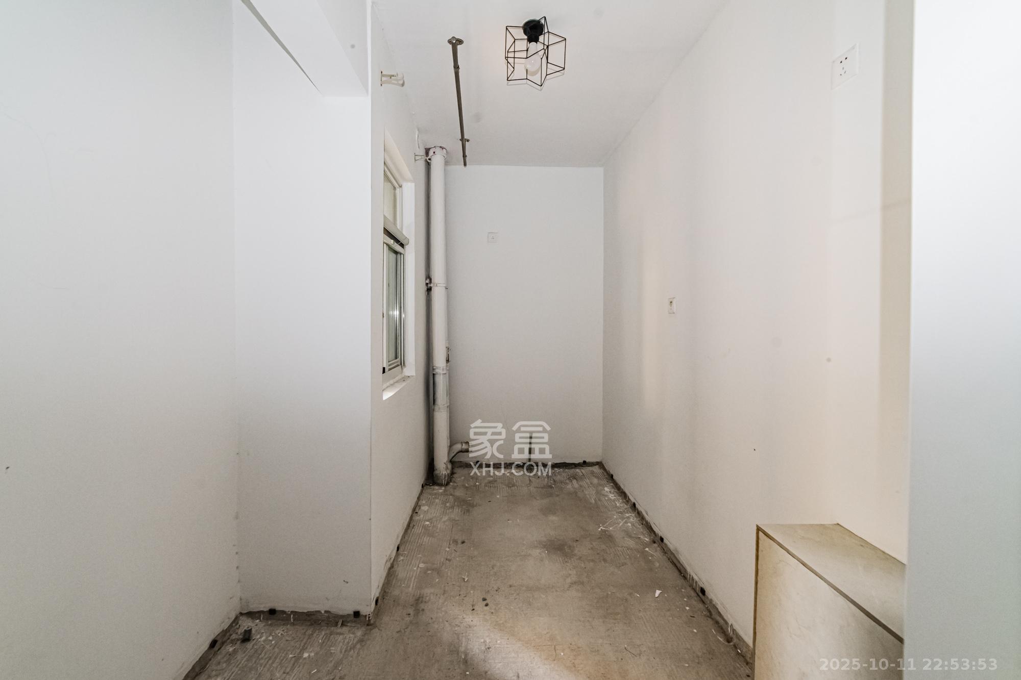 北辰三角洲C2区  4室2厅2卫    167.3万厨房