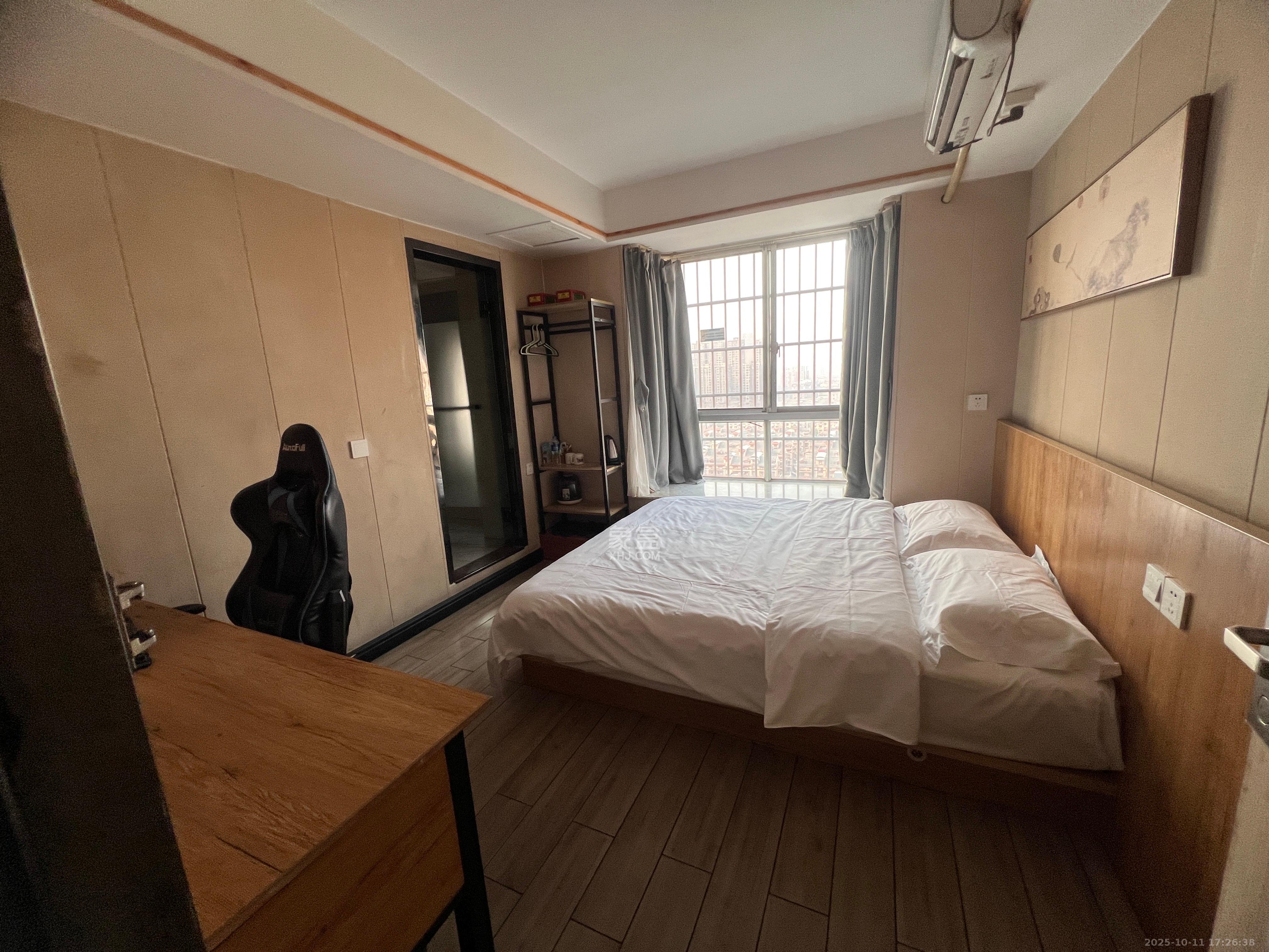 高桥现代商贸城 9室1厅1卫 4000.0元/月 高桥现代商贸城 9室1厅1卫 4000.0元/月室内图