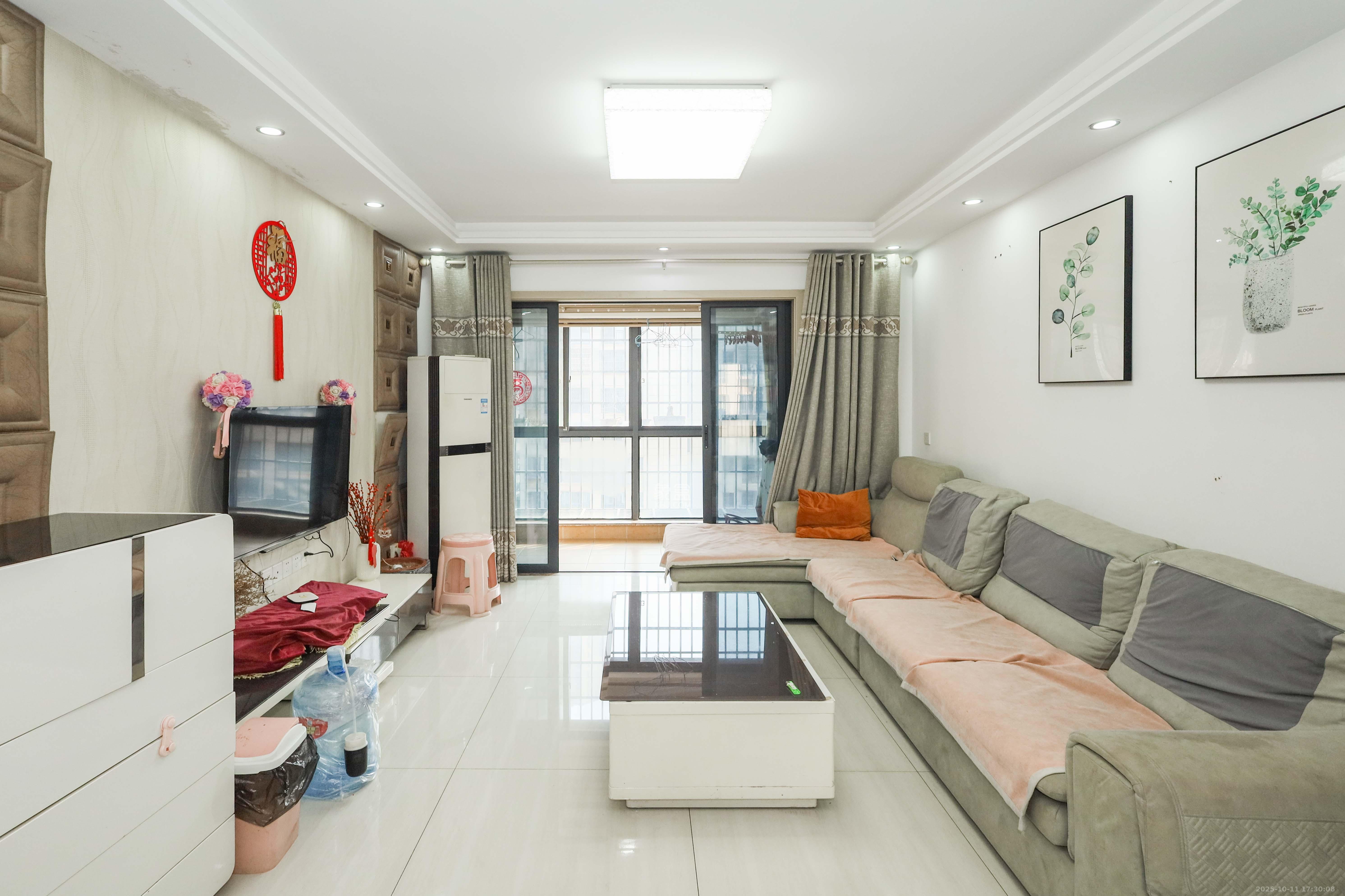 保利麓谷林语A区  3室2厅1卫    79.99万 保利麓谷林语A区  3室2厅1卫    79.99万