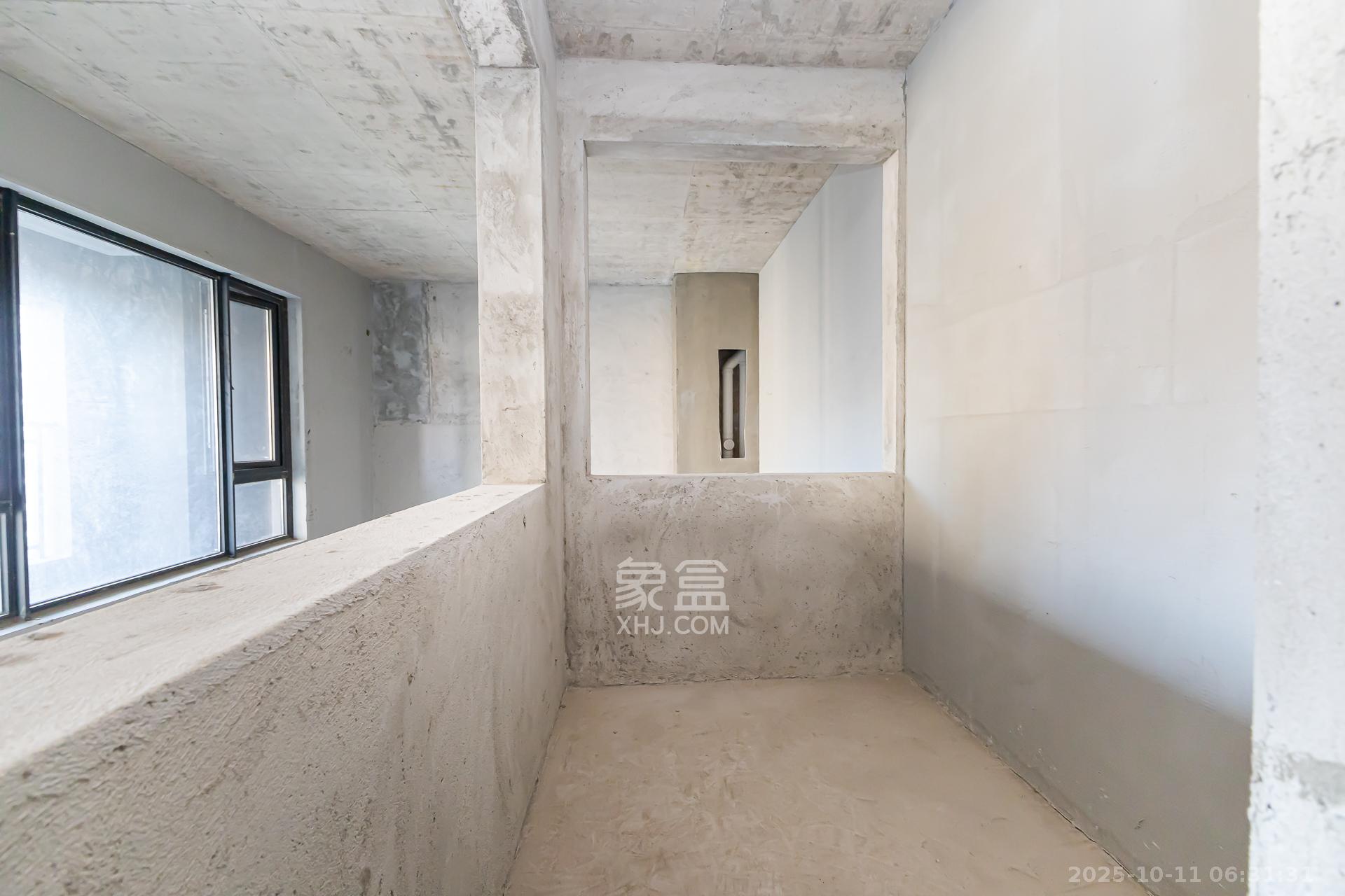 越秀湘江星汇城一期 4室2厅2卫 136.0万 越秀湘江星汇城一期 4室2厅2卫 136.0万其他