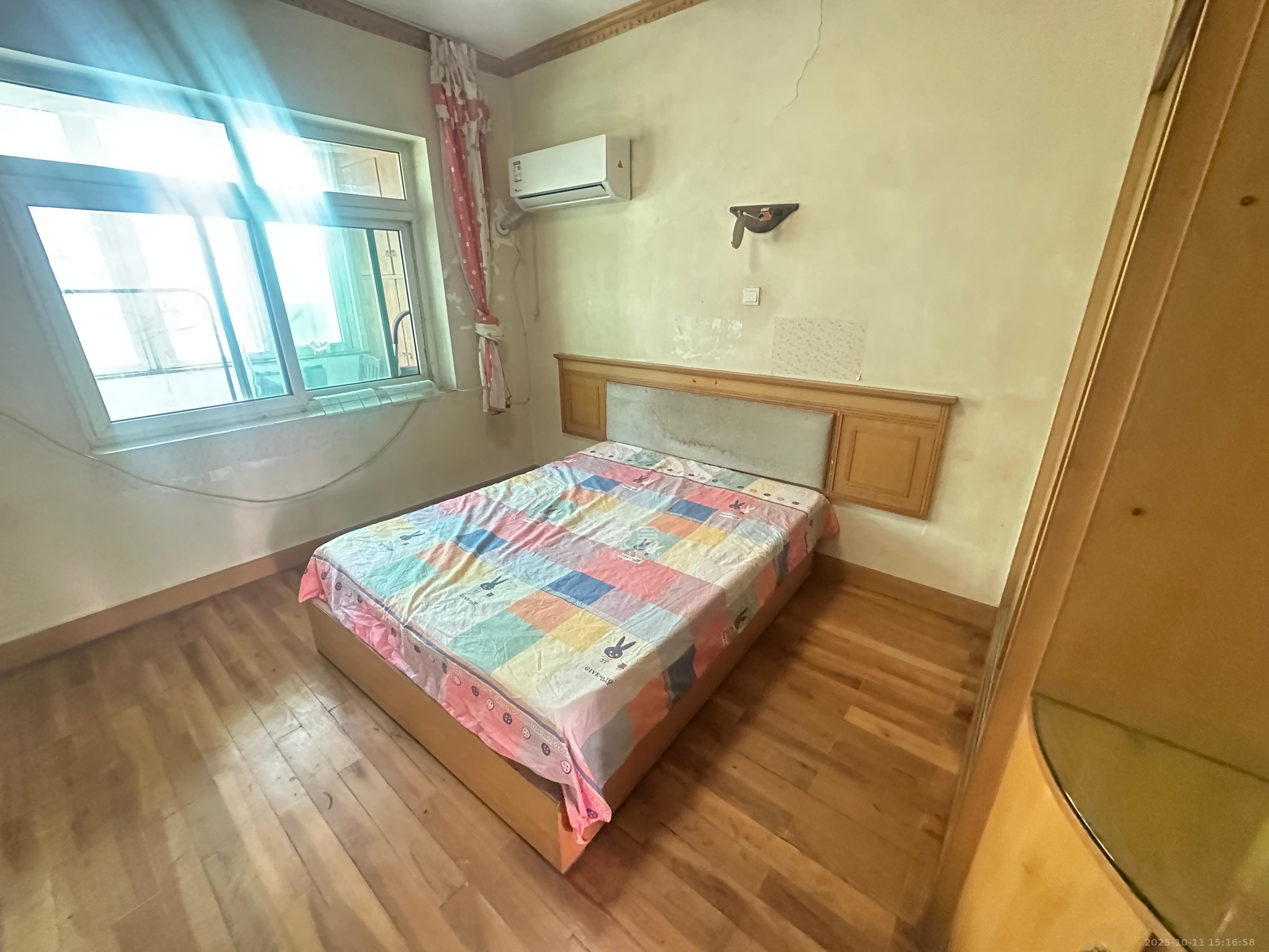 南湖路水工机械厂宿舍  2室2厅1卫    1200.0元/月室内图