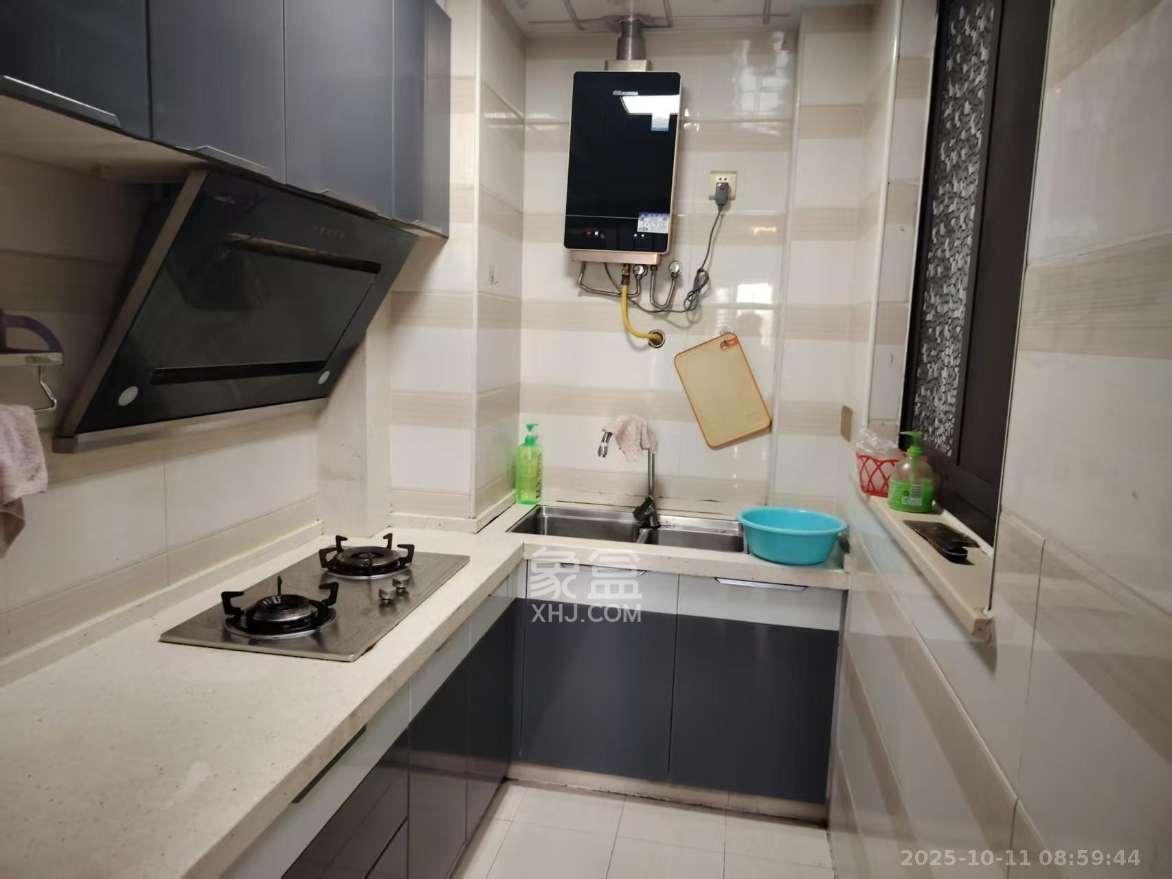 金科时代中心  3室2厅1卫    2000.0元/月室内图