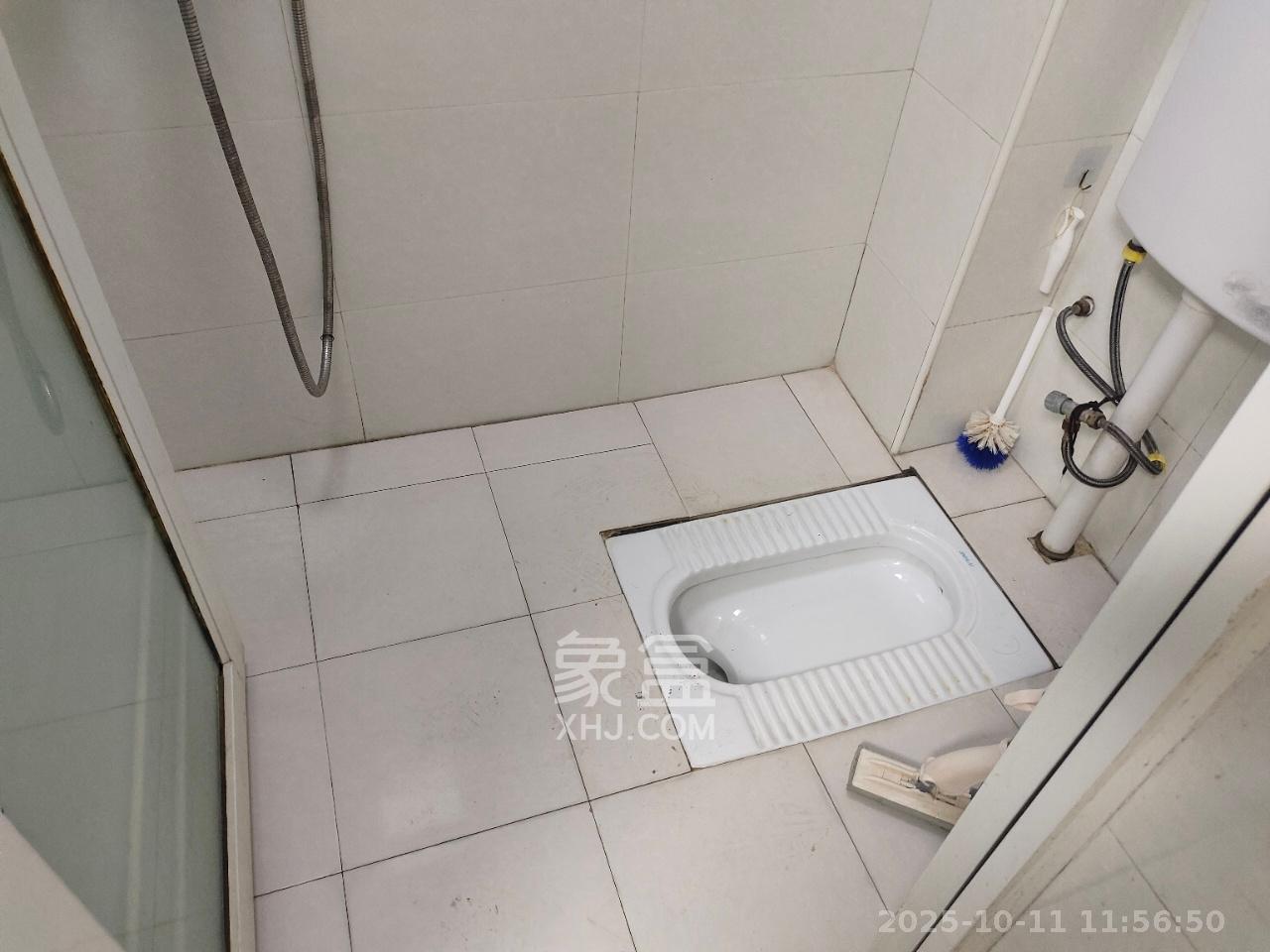 桂花二村 2室1厅1卫 1400.0元/月 桂花二村 2室1厅1卫 1400.0元/月室内图