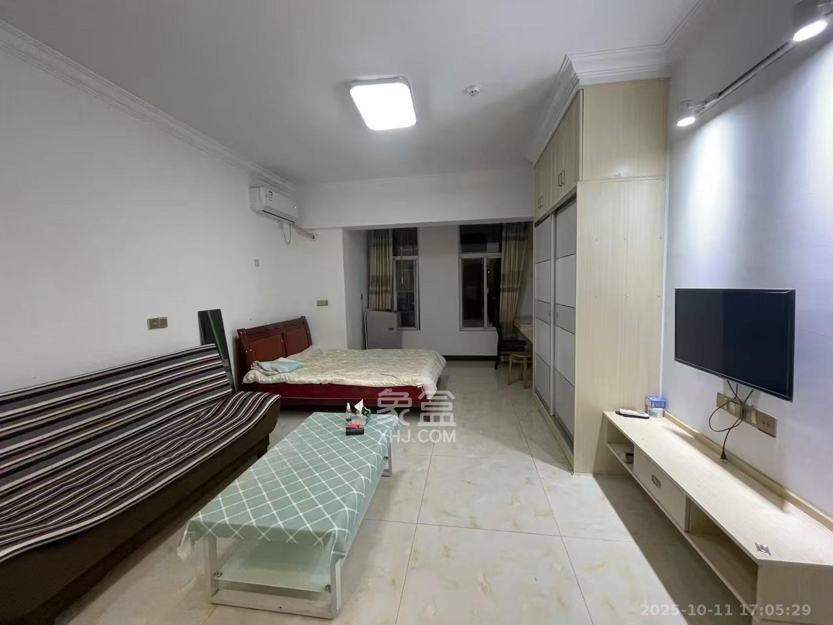 MOMA当代广场  1室2厅1卫    1000.0元/月 MOMA当代广场  1室2厅1卫    1000.0元/月