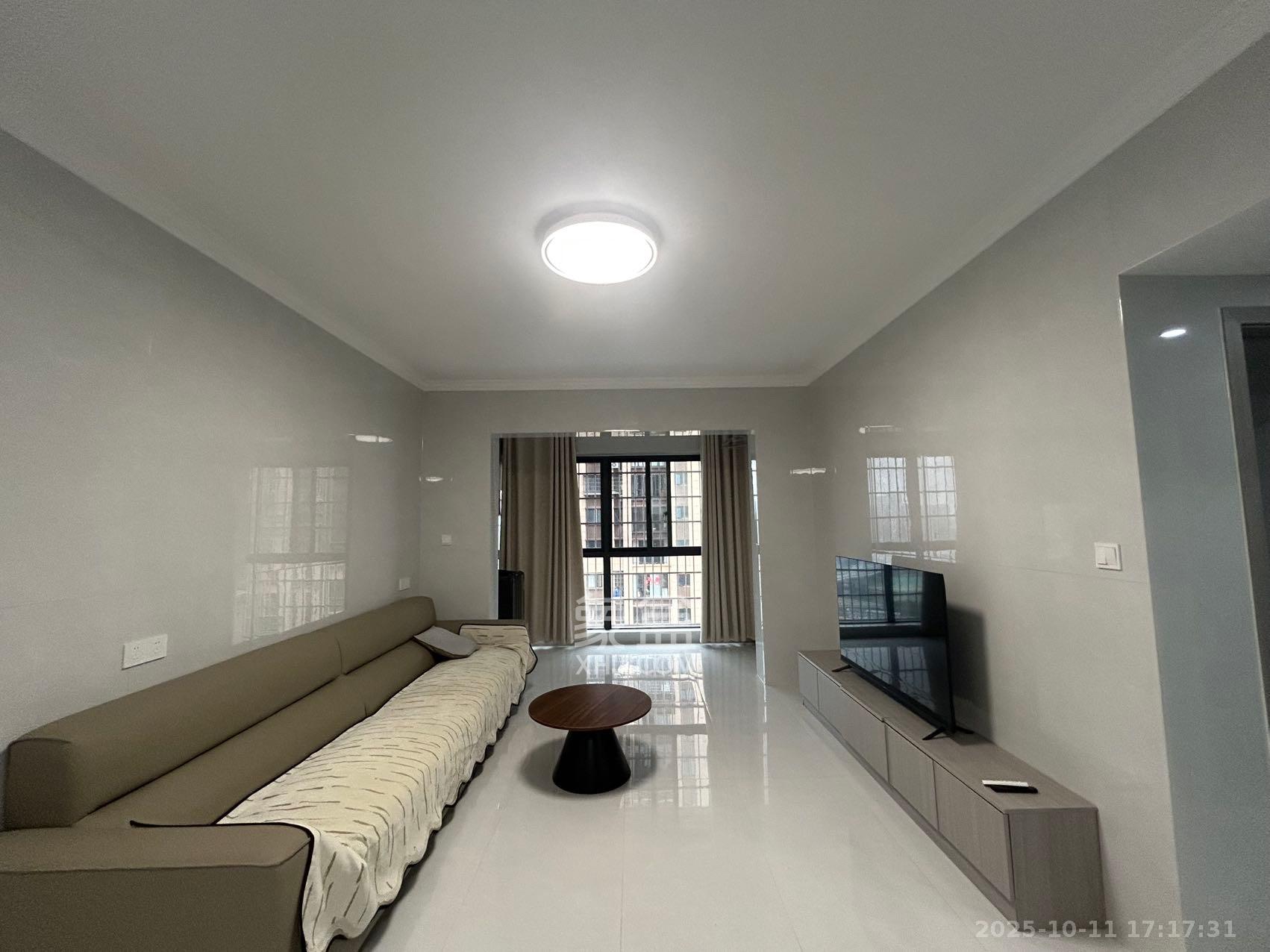 和景家园一期  2室1厅1卫    1800.0元/月室内图1