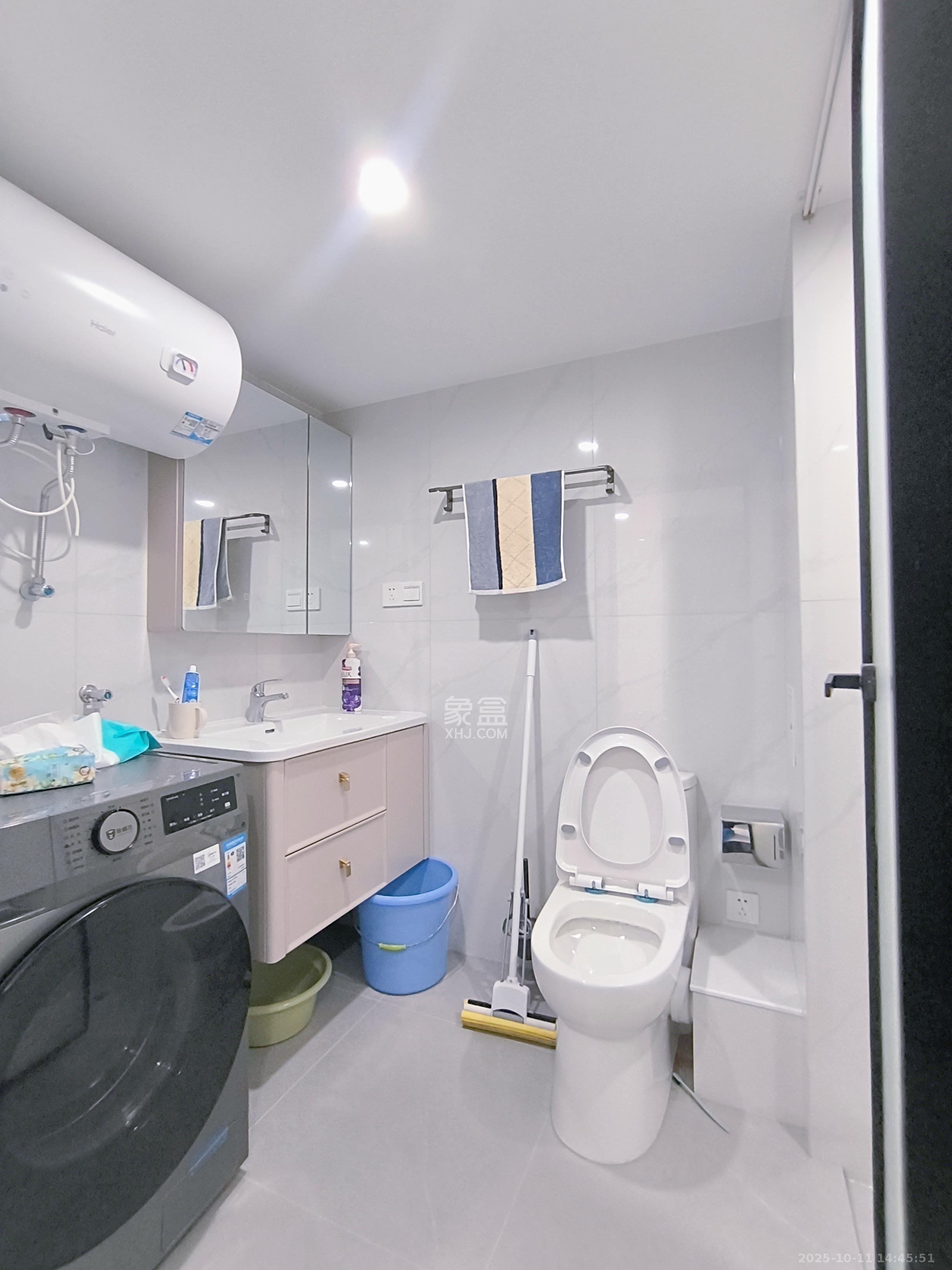 建发养云  2室1厅1卫    2400.0元/月室内图