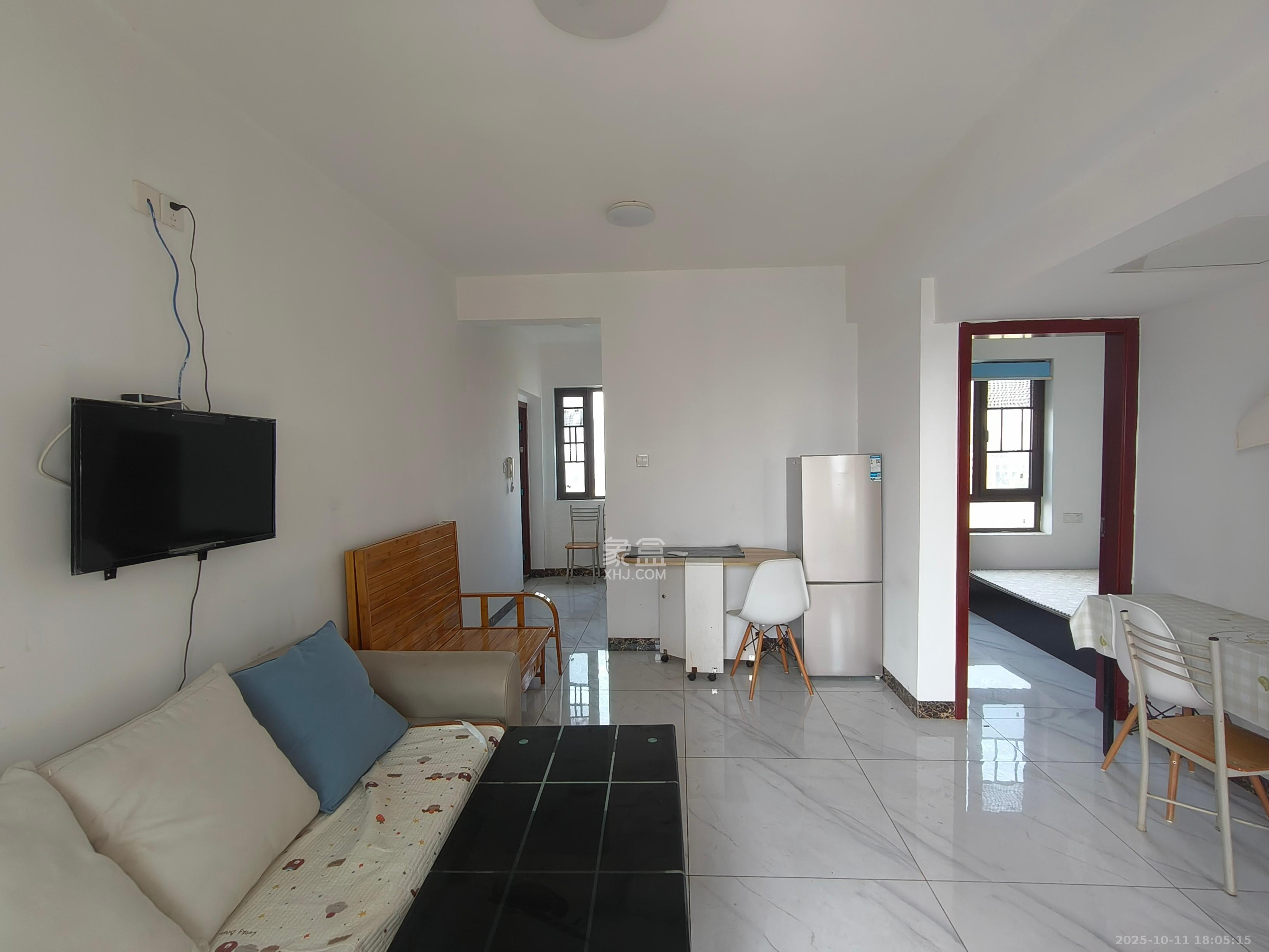 水映加州 2室1厅1卫 2000.0元/月 水映加州 2室1厅1卫 2000.0元/月室内图