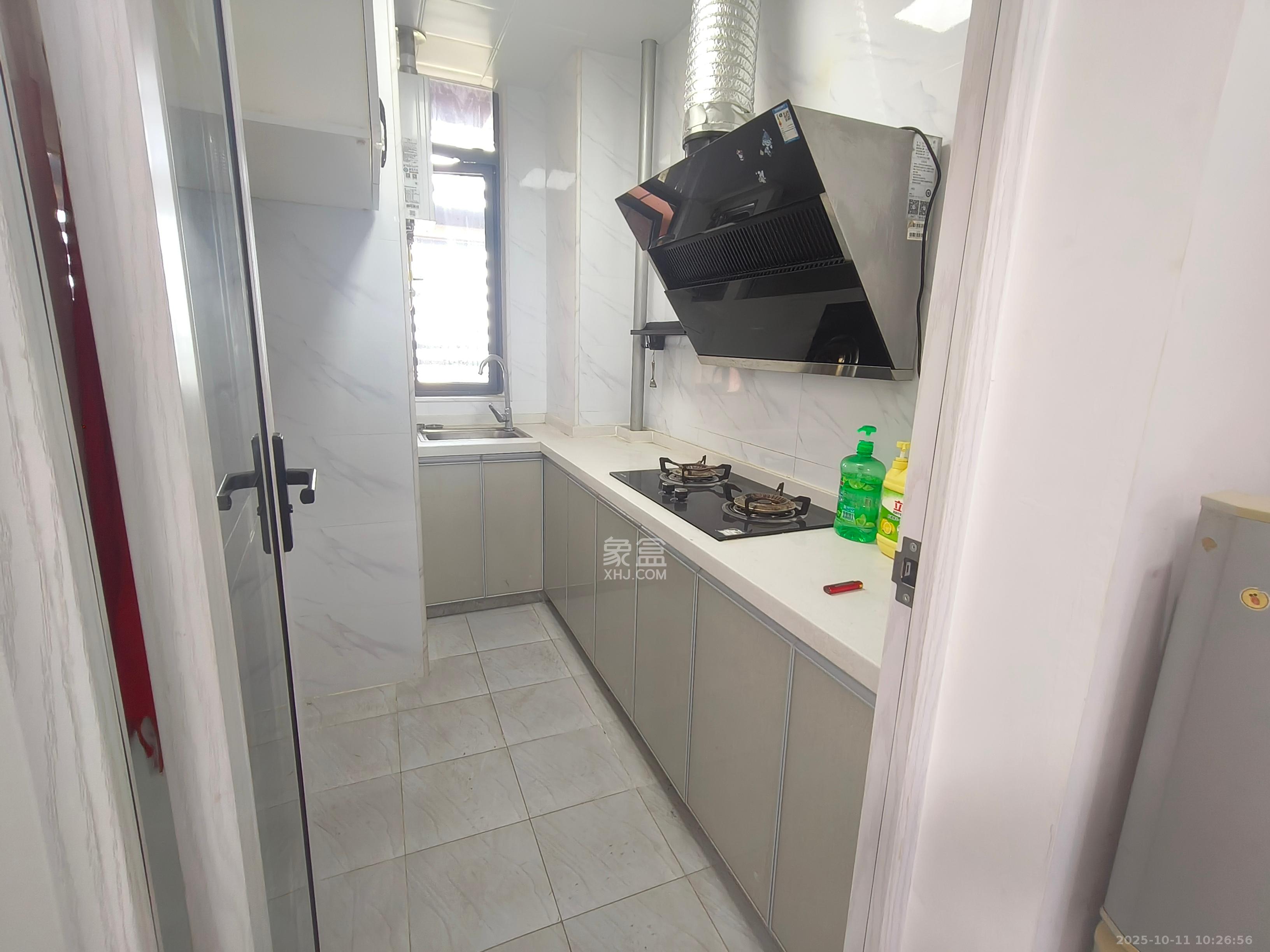 辉宏橄榄城 1室1厅1卫 1400.0元/月 辉宏橄榄城 1室1厅1卫 1400.0元/月室内图