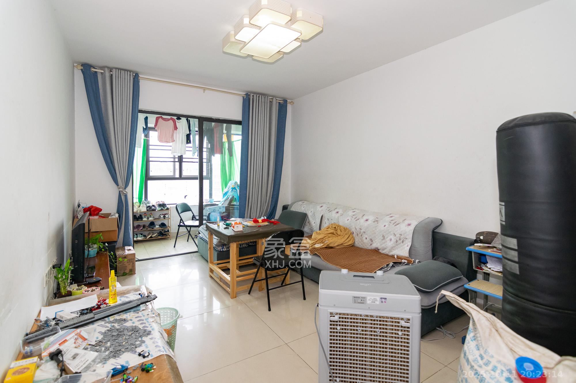 润和紫郡一期  2室2厅1卫    1700.0元/月 润和紫郡一期  2室2厅1卫    1700.0元/月室内图