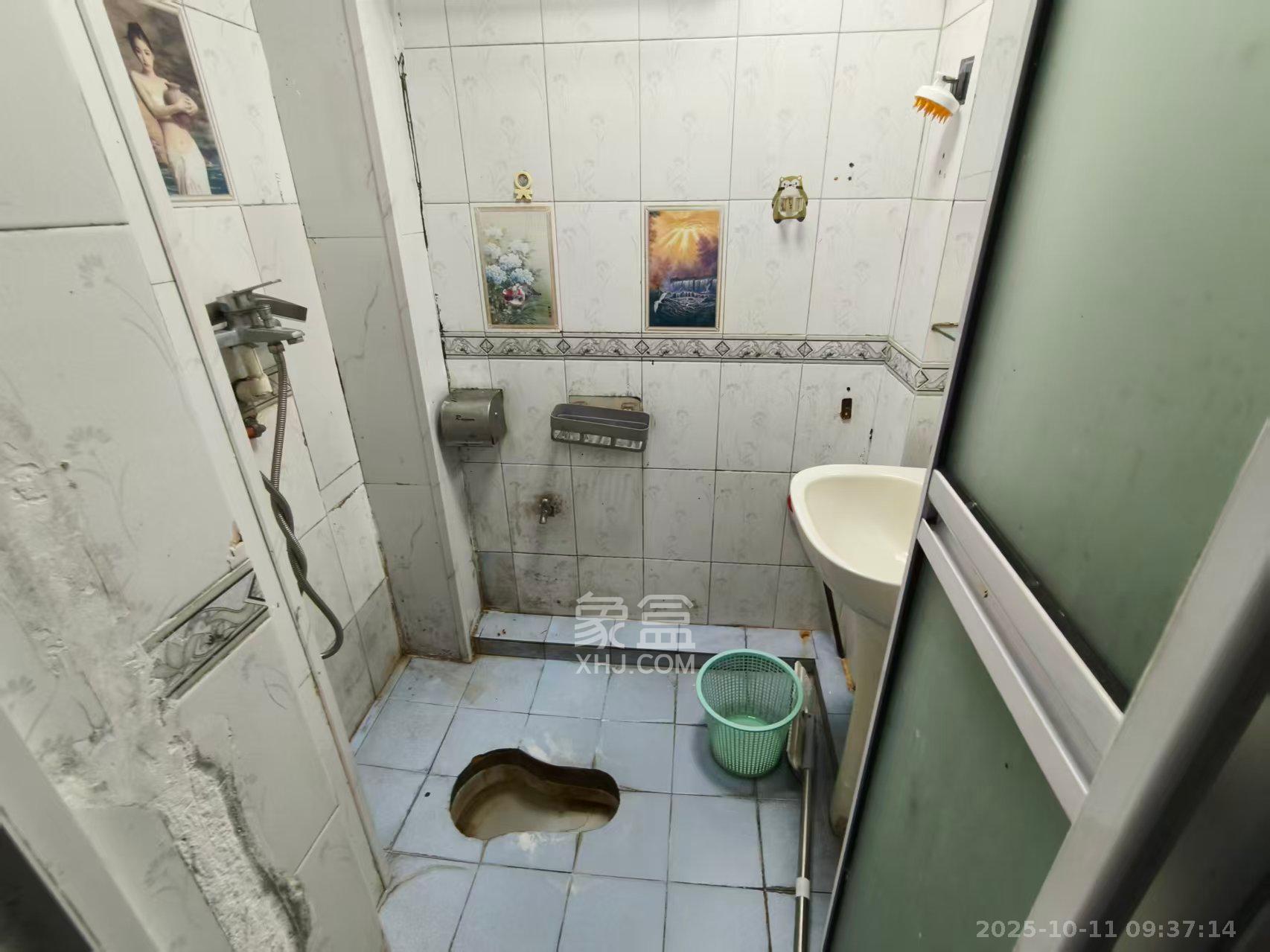 崇文里、崇圣里散盘  1室0厅0卫    1500.0元/月室内图