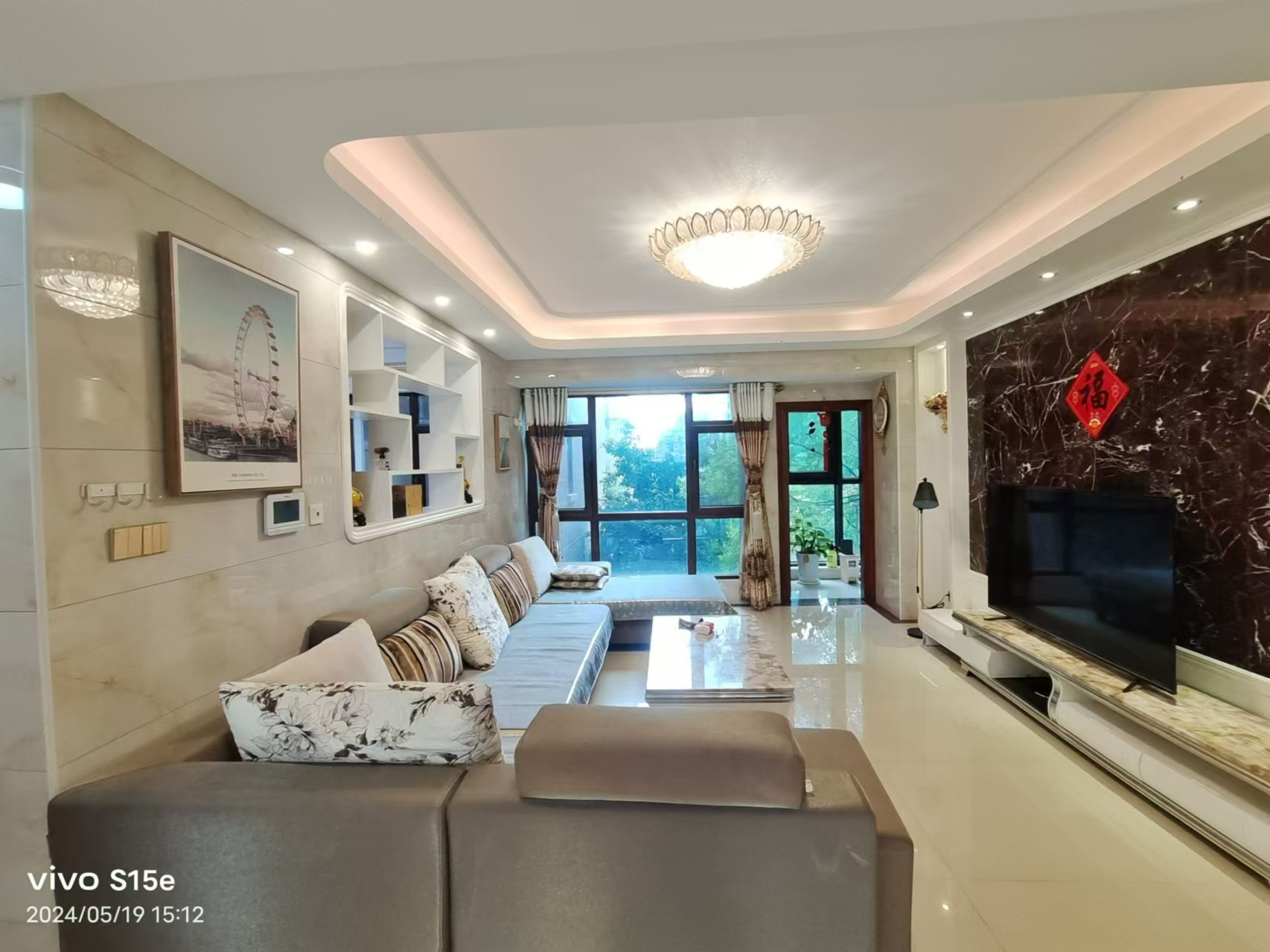 怡河园 4室2厅2卫 3500.0元/月 怡河园 4室2厅2卫 3500.0元/月室内图