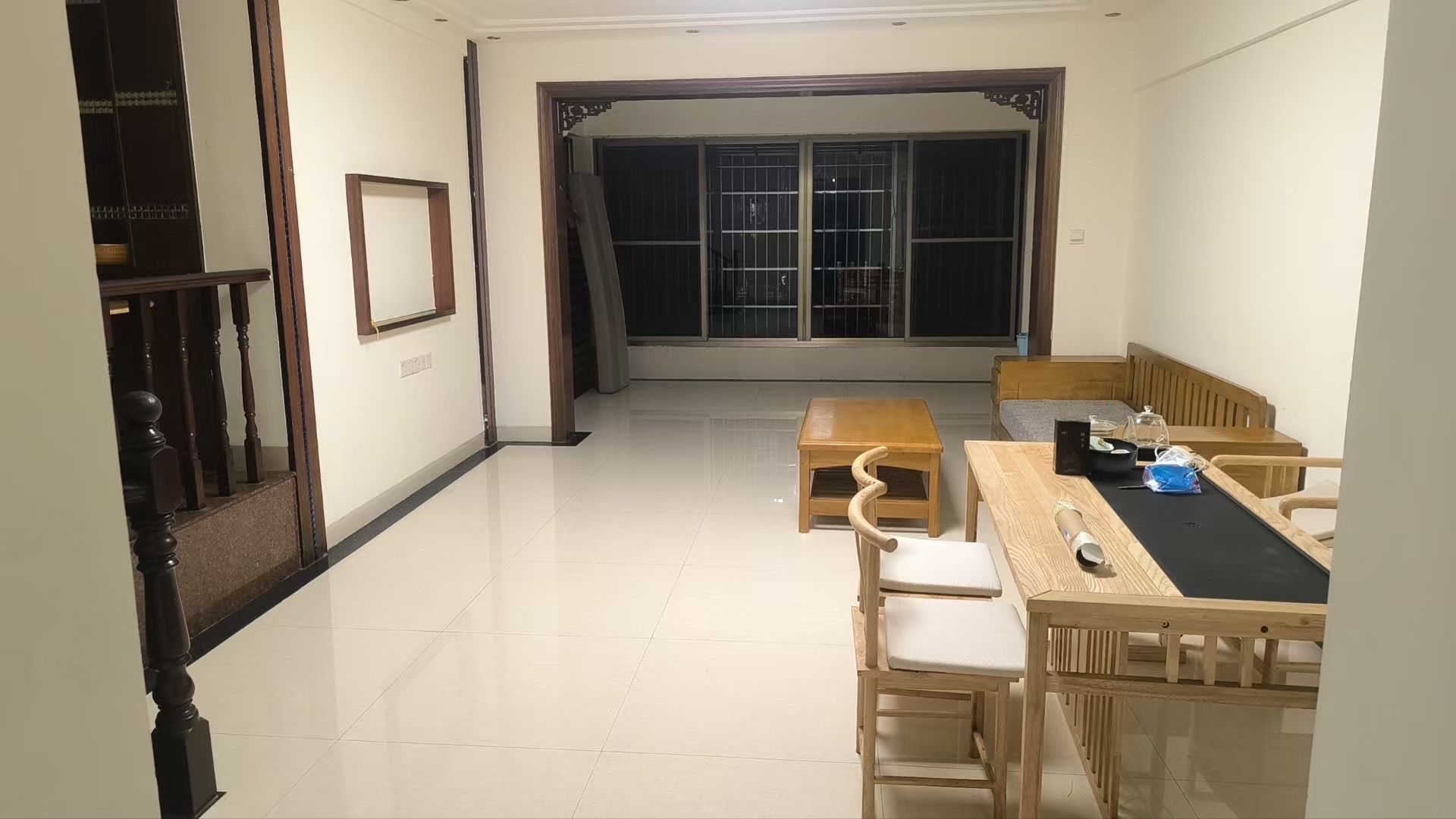 南海绿洲 3室2厅2卫 147.0万 南海绿洲 3室2厅2卫 147.0万客厅