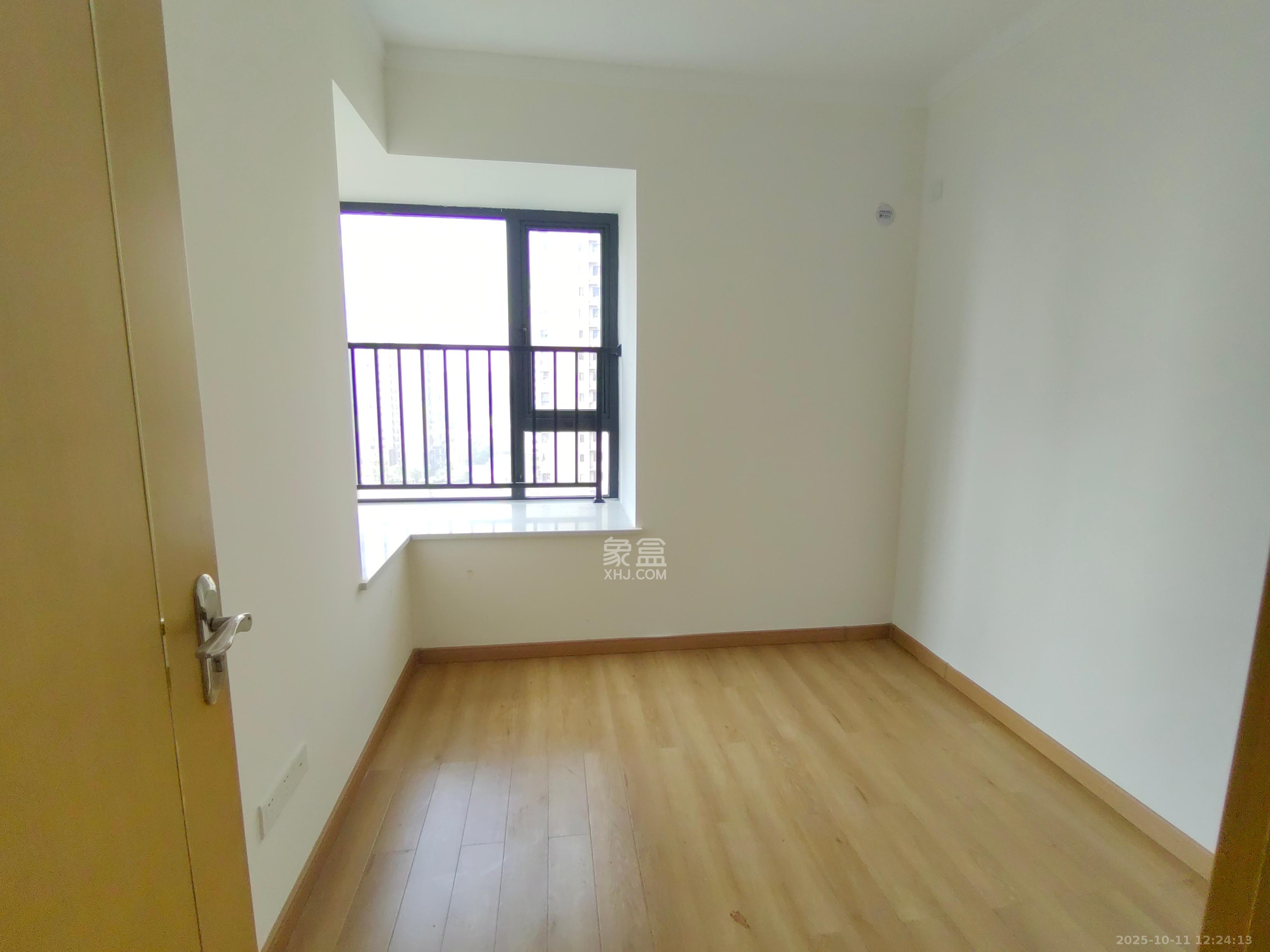 中建嘉和城凤凰台（中建瑞兴家园）  3室2厅1卫    2200.0元/月室内图
