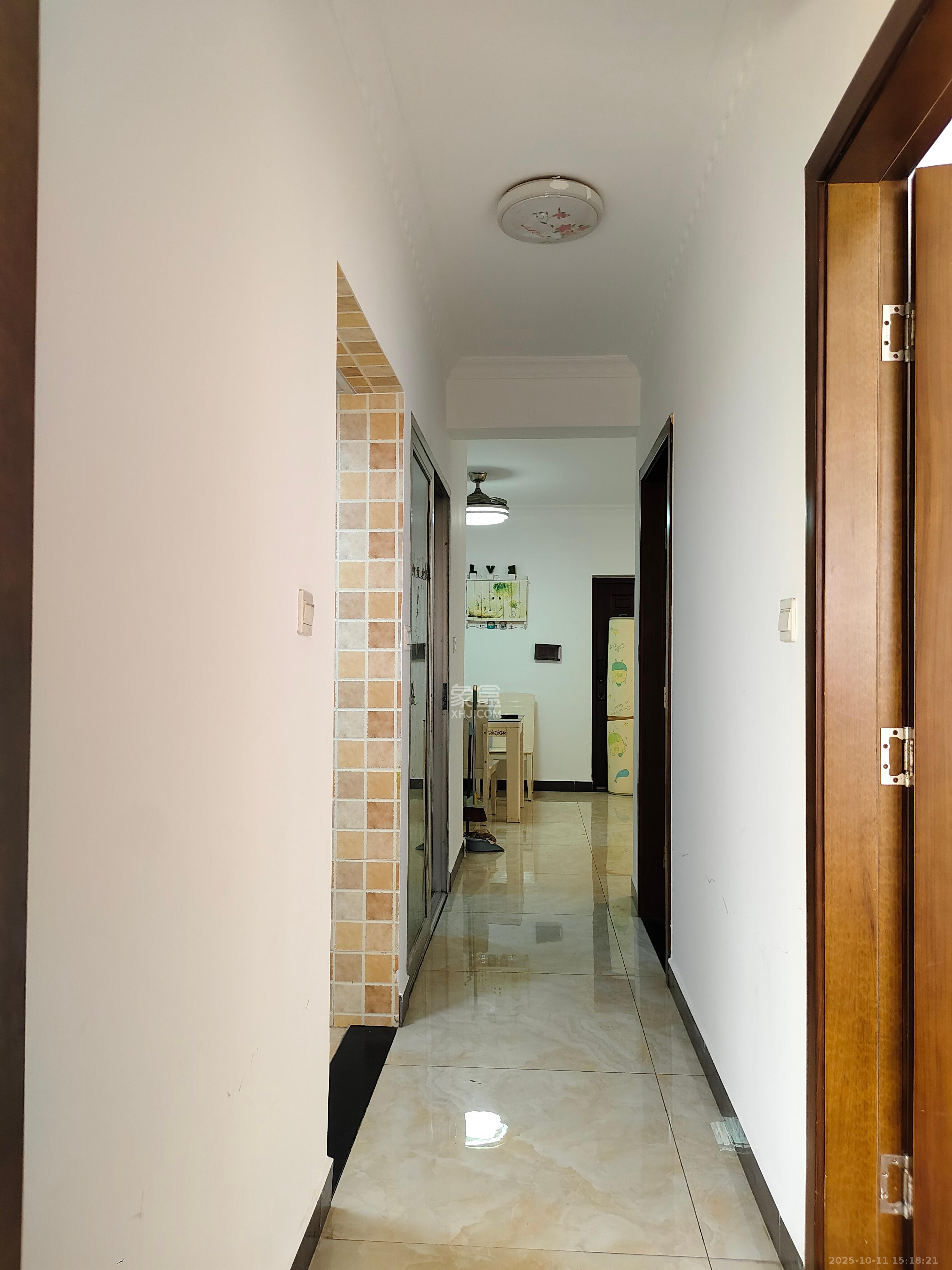 深业睿城 3室2厅1卫 2000.0元/月 深业睿城 3室2厅1卫 2000.0元/月室内图